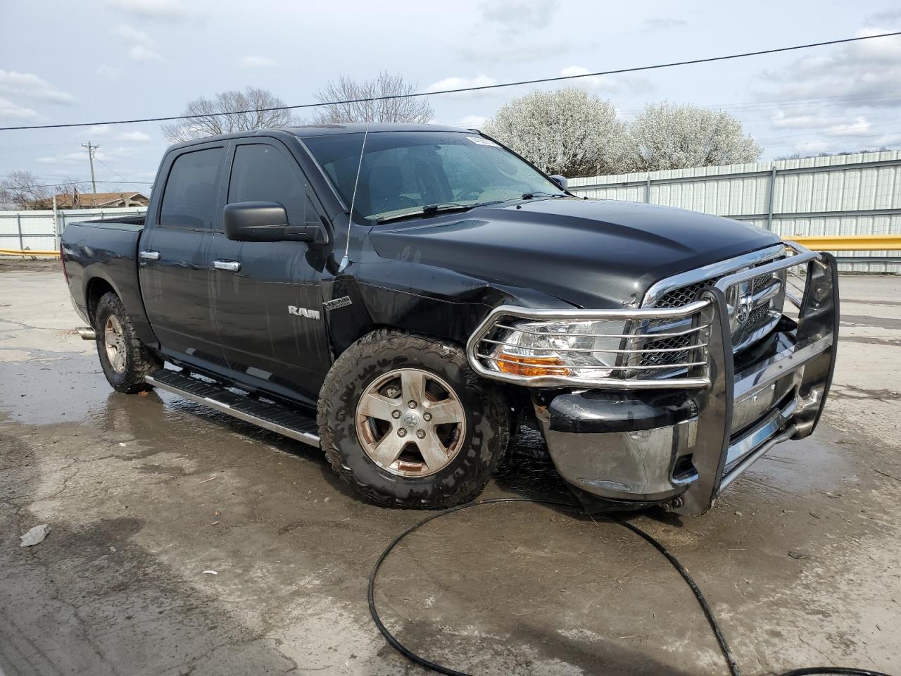 Photo 3 VIN: 1D3HV13T89S788941 - DODGE RAM 