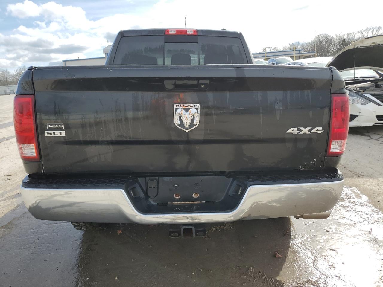 Photo 5 VIN: 1D3HV13T89S788941 - DODGE RAM 