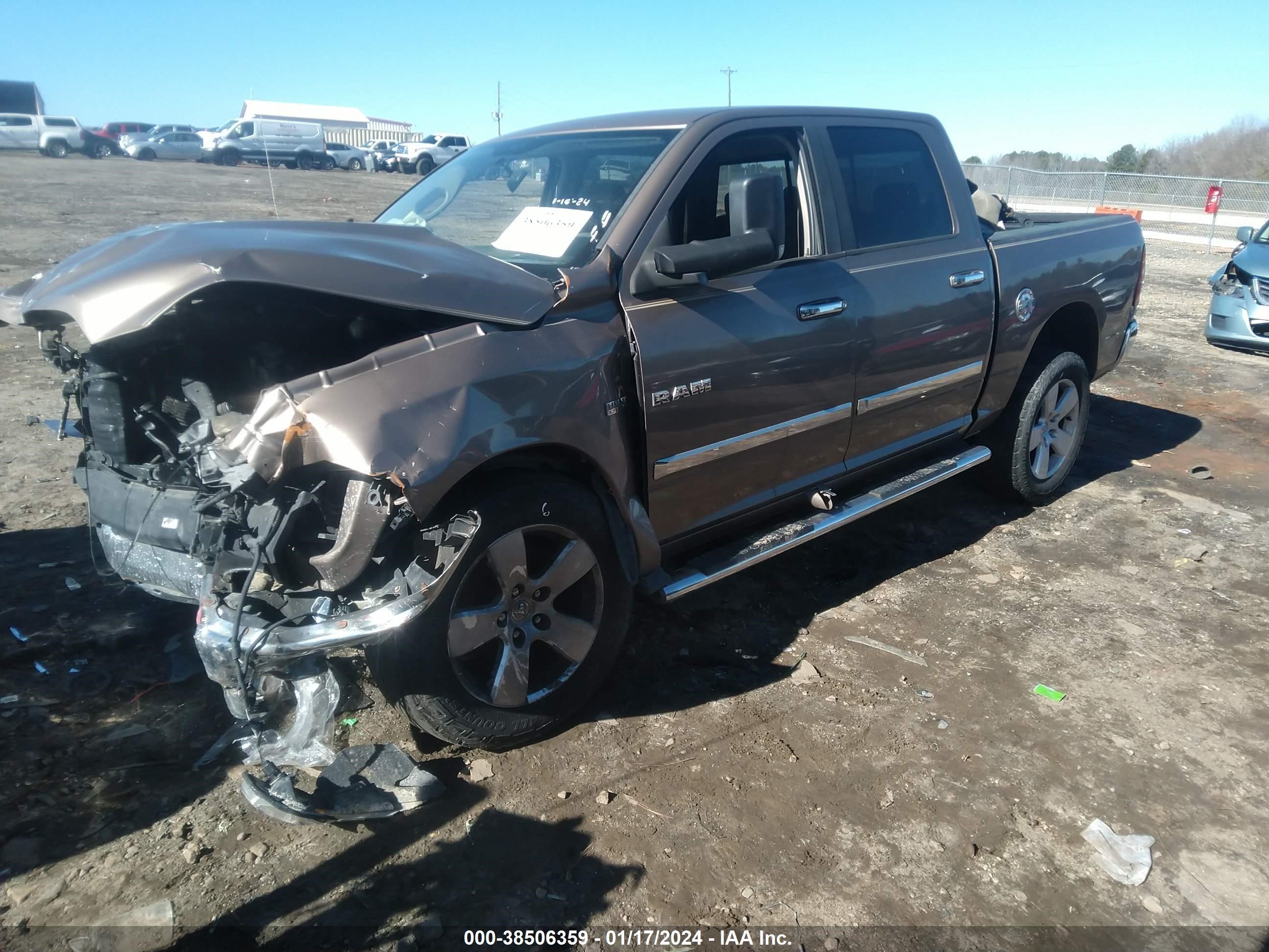 Photo 1 VIN: 1D3HV13T99S772120 - DODGE RAM 