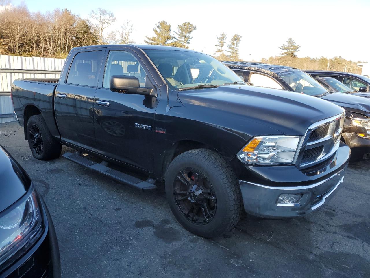 Photo 3 VIN: 1D3HV13T99S780184 - DODGE RAM 