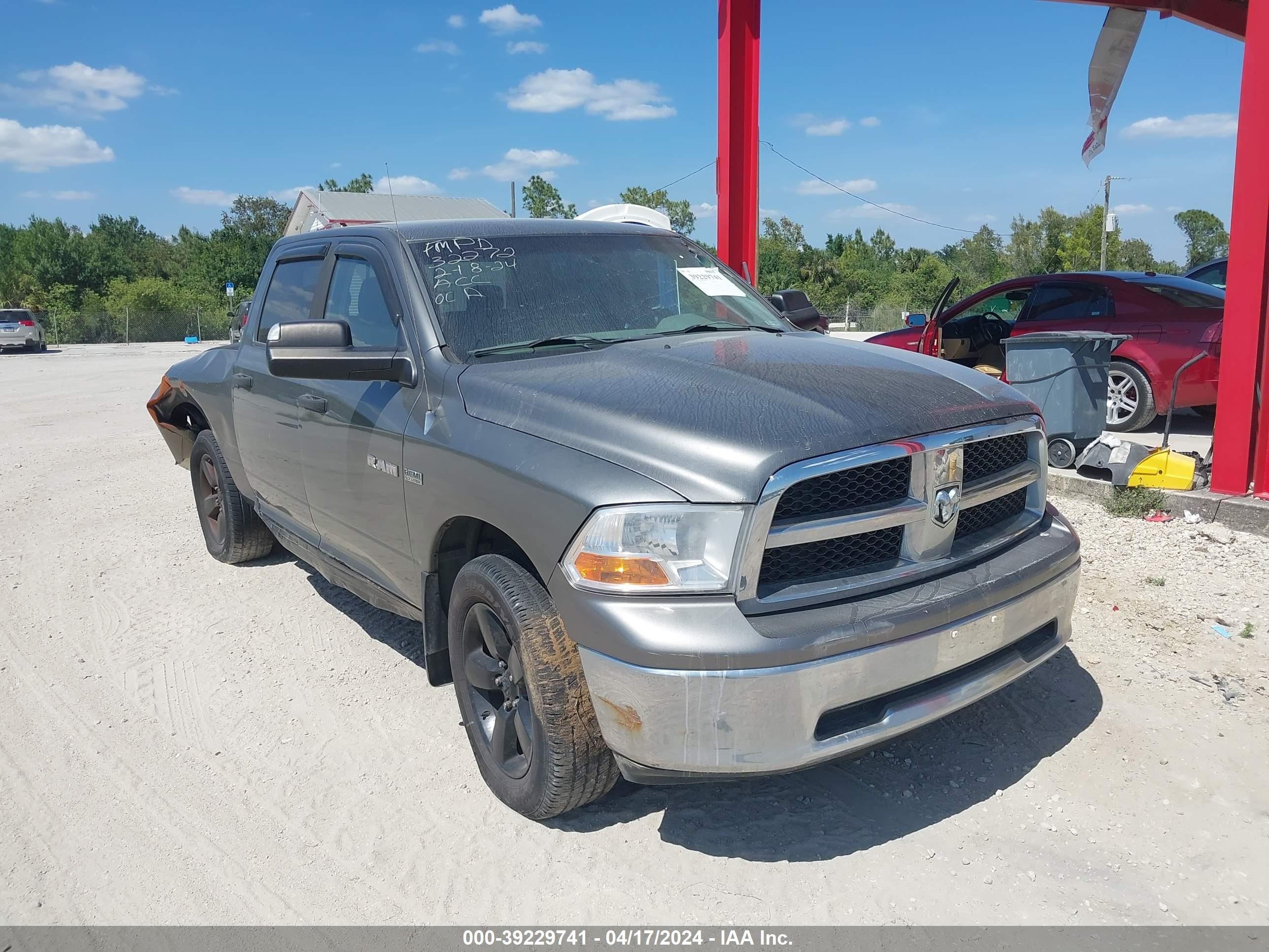 Photo 1 VIN: 1D3HV13TX9S701881 - DODGE RAM 