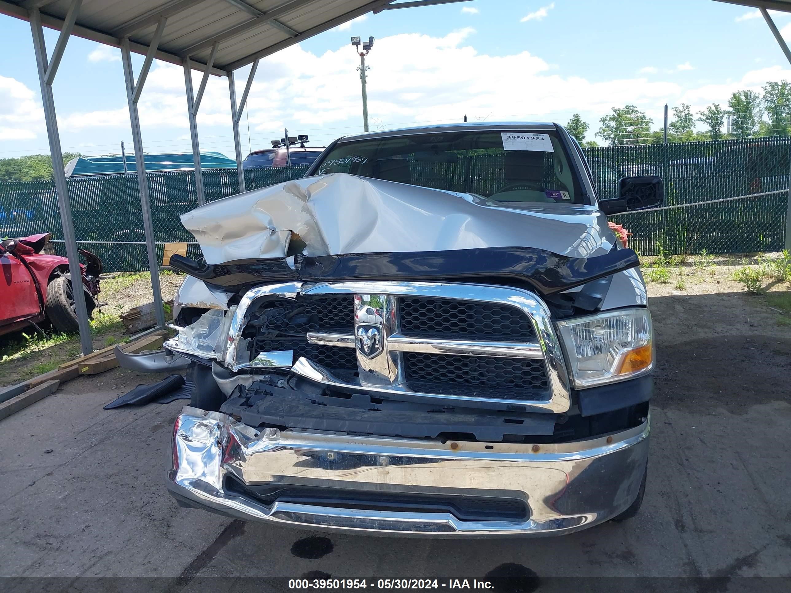 Photo 12 VIN: 1D3HV16PX9J513043 - DODGE RAM 