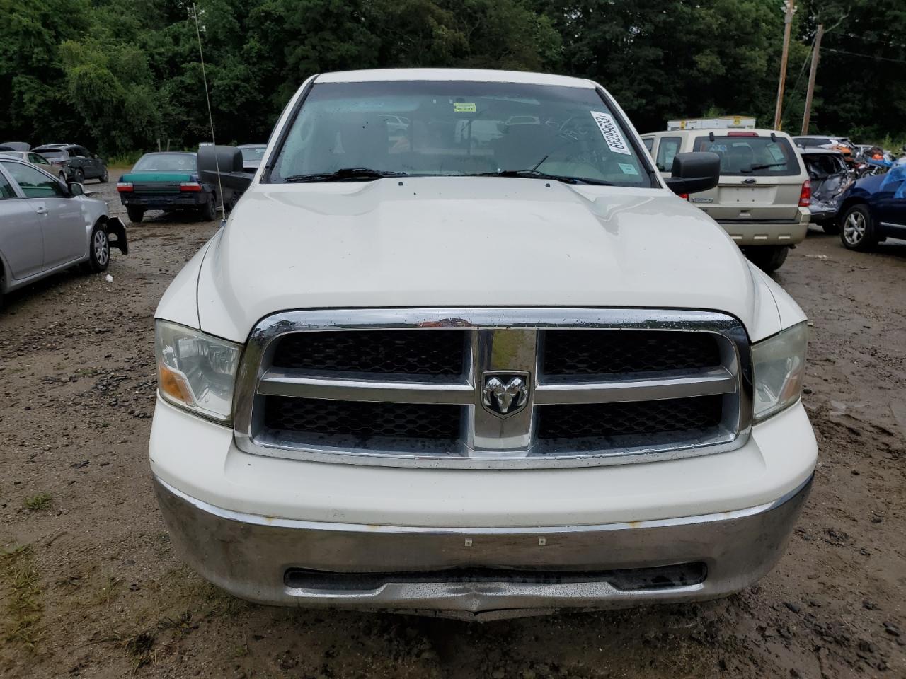 Photo 4 VIN: 1D3HV18P09S815951 - DODGE RAM 