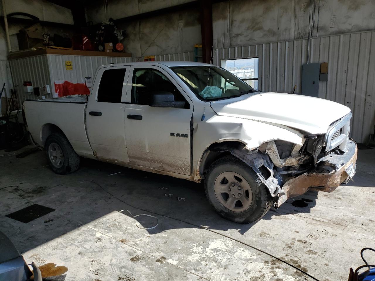 Photo 3 VIN: 1D3HV18P19S759194 - DODGE RAM 