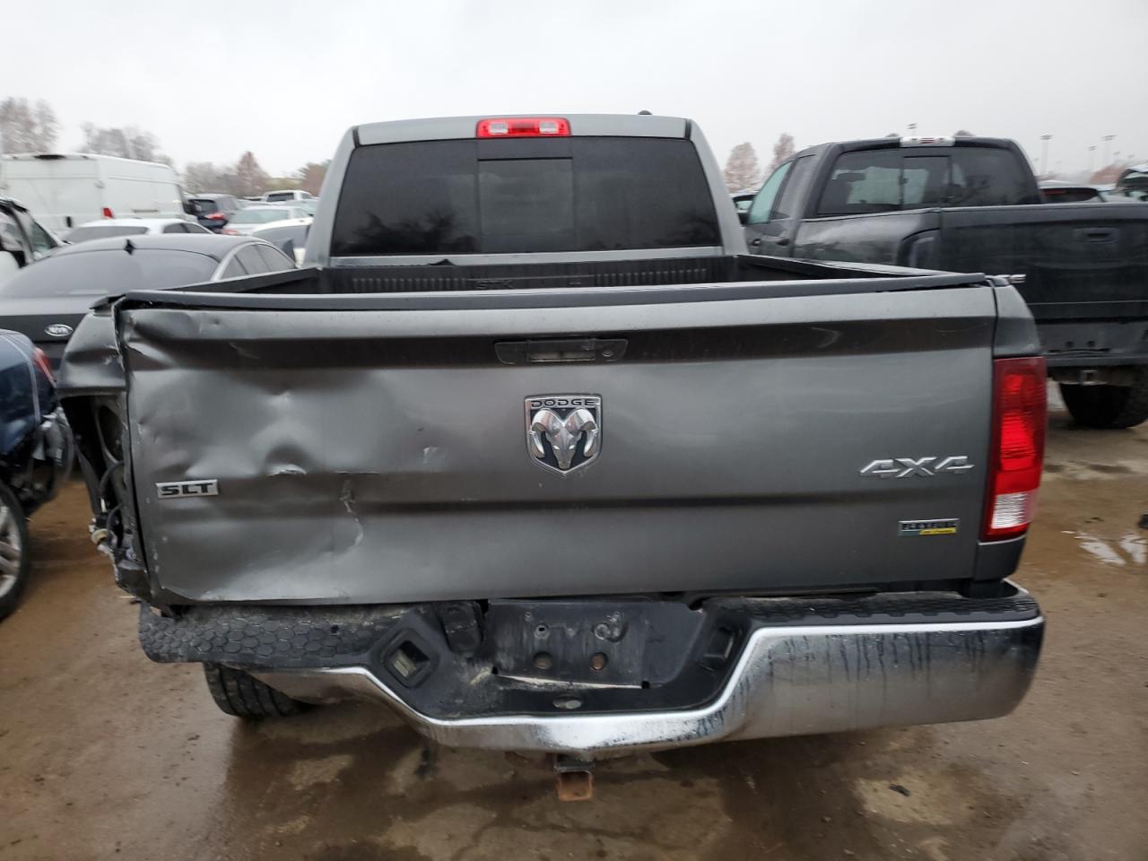 Photo 5 VIN: 1D3HV18P19S803680 - DODGE RAM 