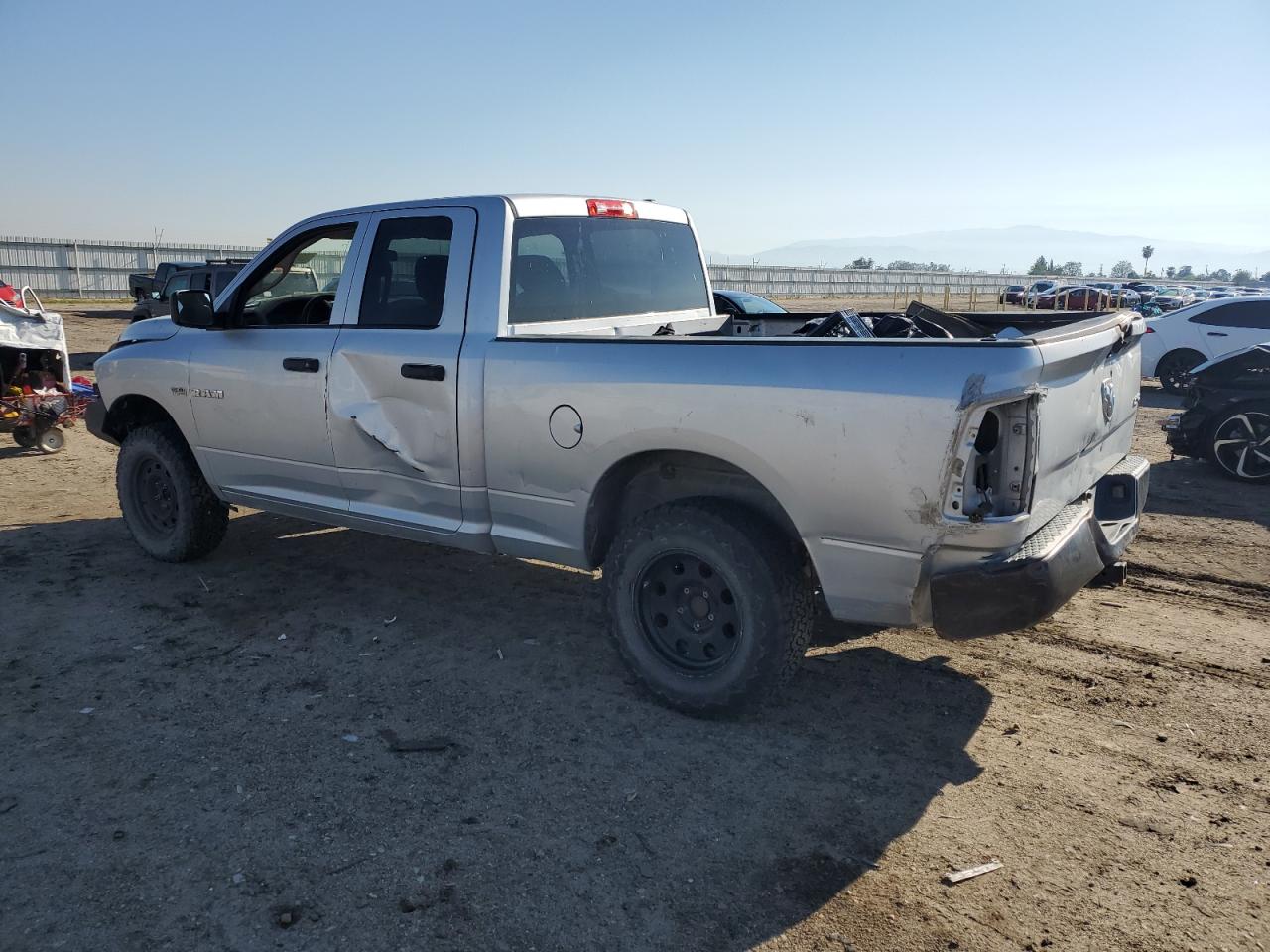 Photo 1 VIN: 1D3HV18T19S762089 - DODGE RAM 