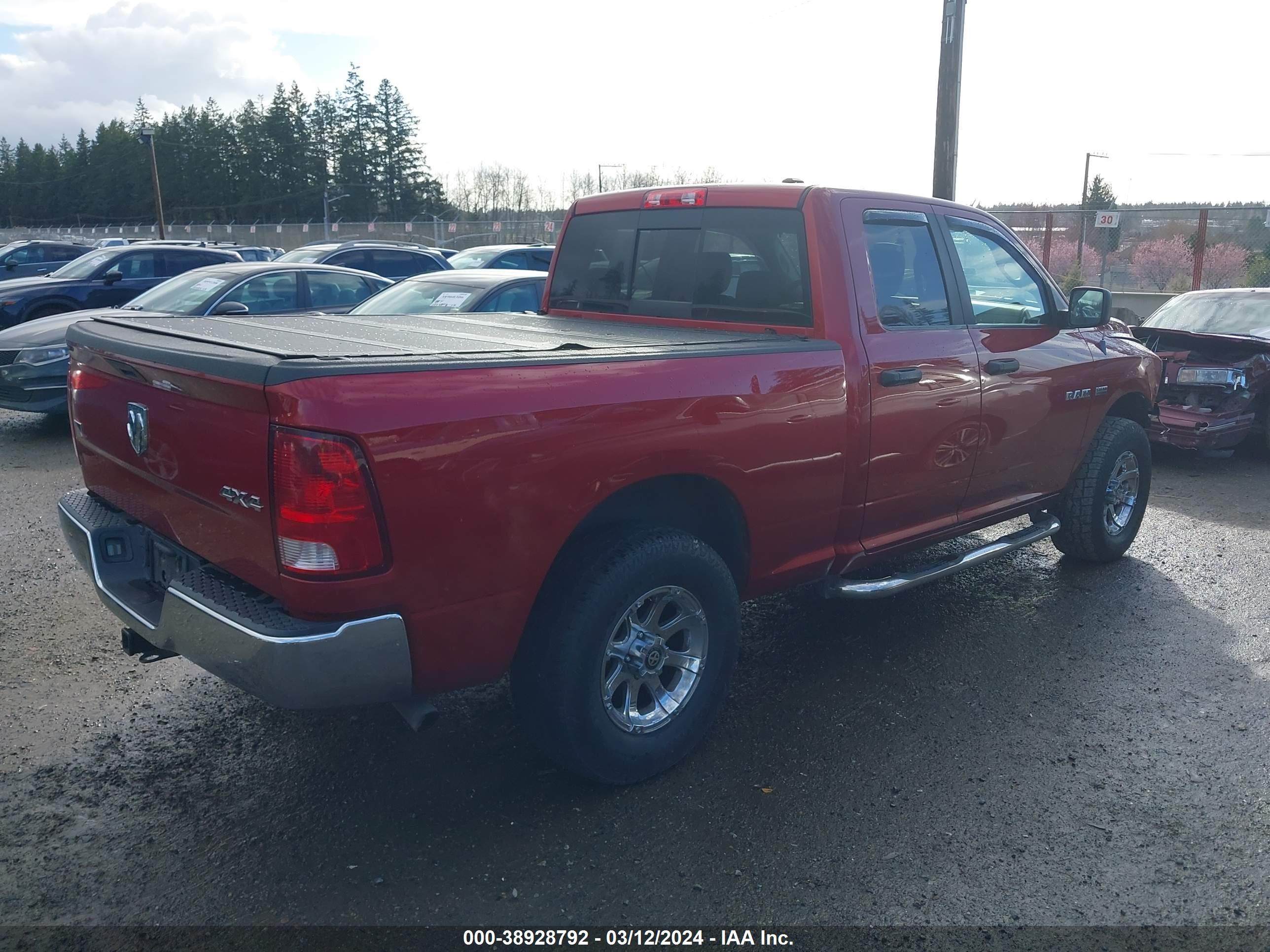 Photo 3 VIN: 1D3HV18T59S703823 - DODGE RAM 