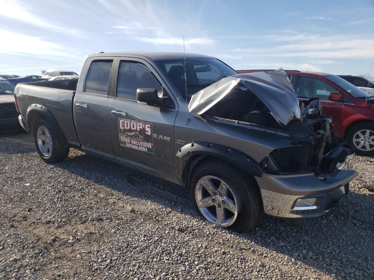 Photo 3 VIN: 1D3HV18T59S786900 - DODGE RAM 