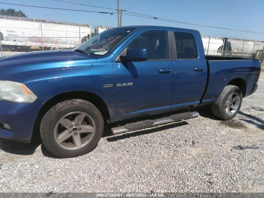 Photo 1 VIN: 1D3HV18T69S701918 - DODGE RAM 