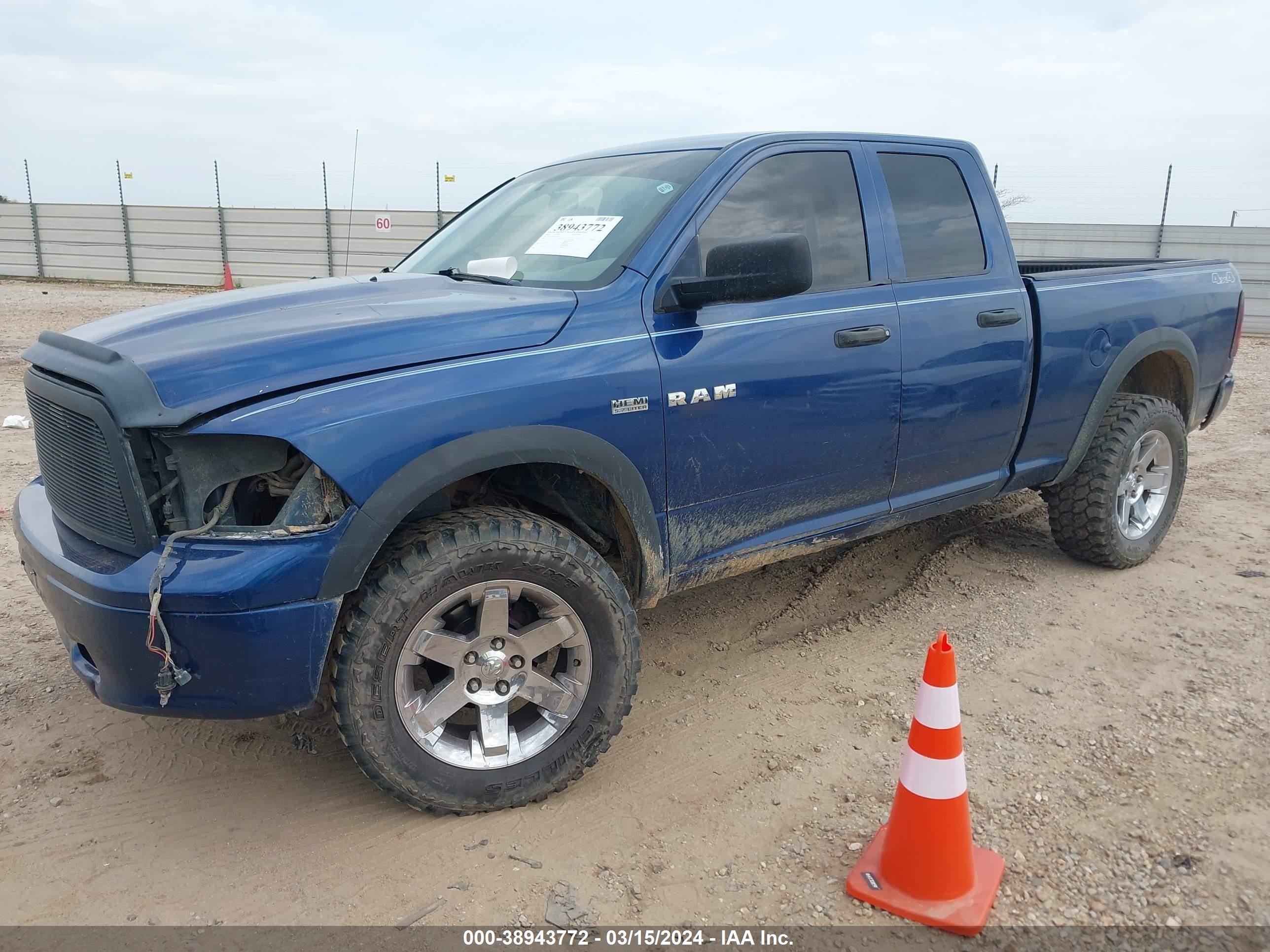 Photo 1 VIN: 1D3HV18T89S723550 - DODGE RAM 