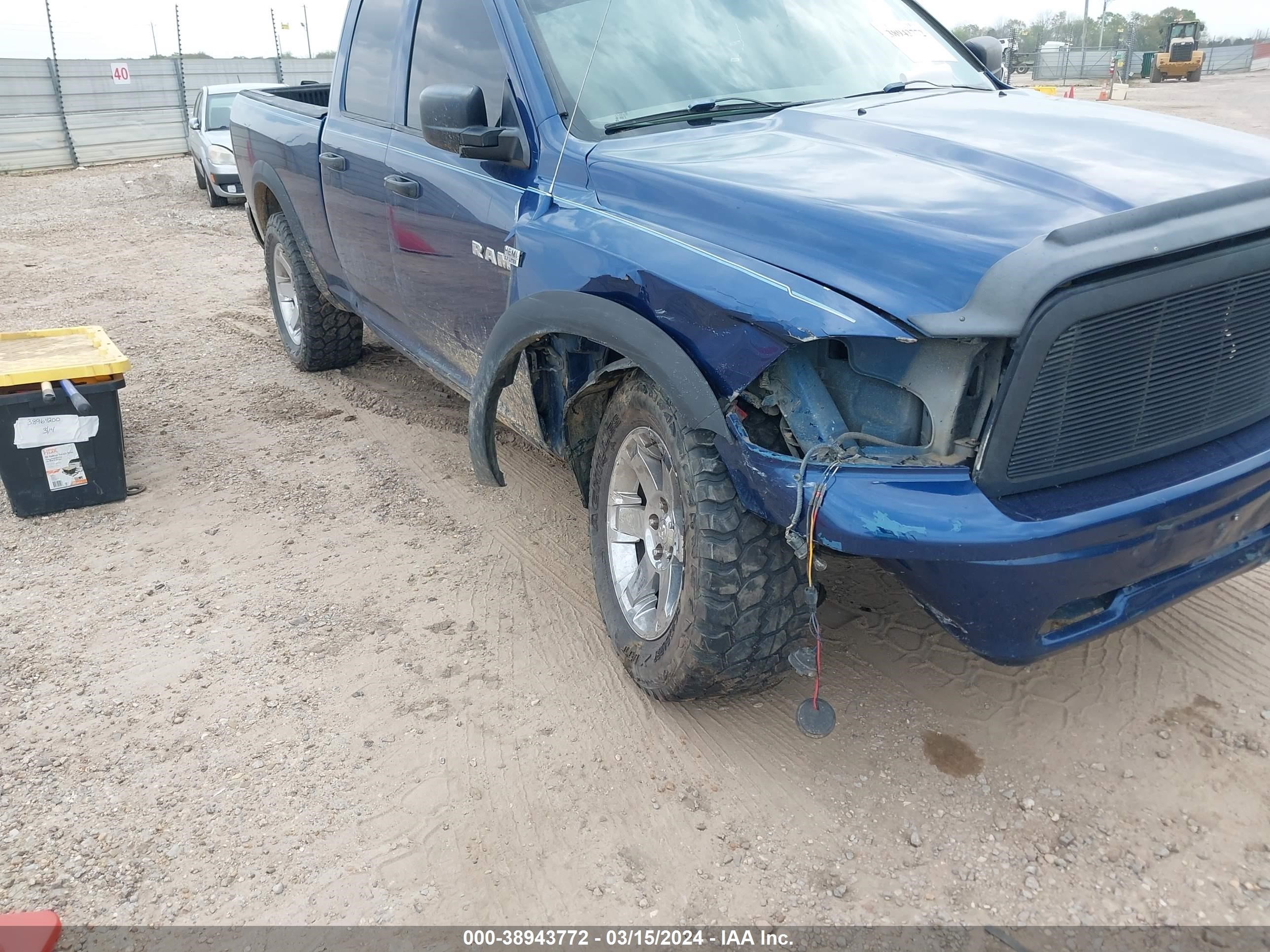 Photo 5 VIN: 1D3HV18T89S723550 - DODGE RAM 