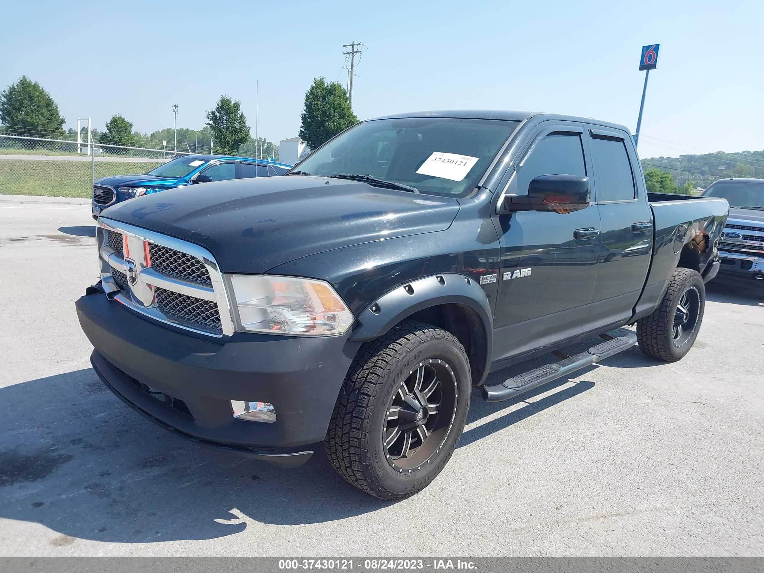 Photo 1 VIN: 1D3HV18T99S729938 - DODGE RAM 