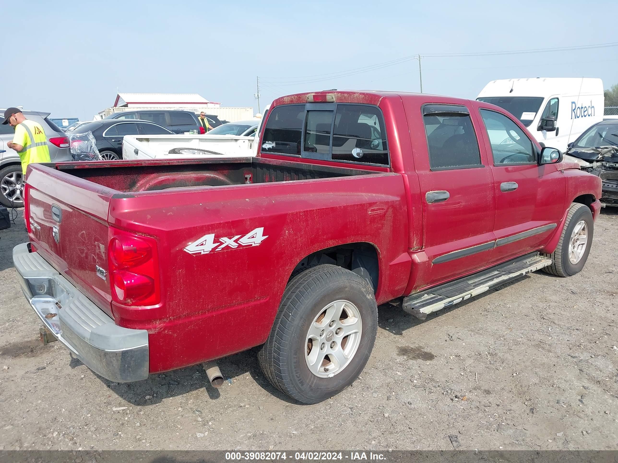 Photo 3 VIN: 1D3HW48N86S611360 - DODGE DAKOTA 