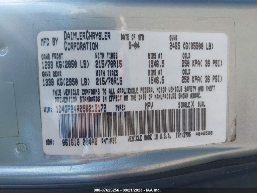 Photo 8 VIN: 1D4GP24R05B213172 - DODGE CARAVAN 