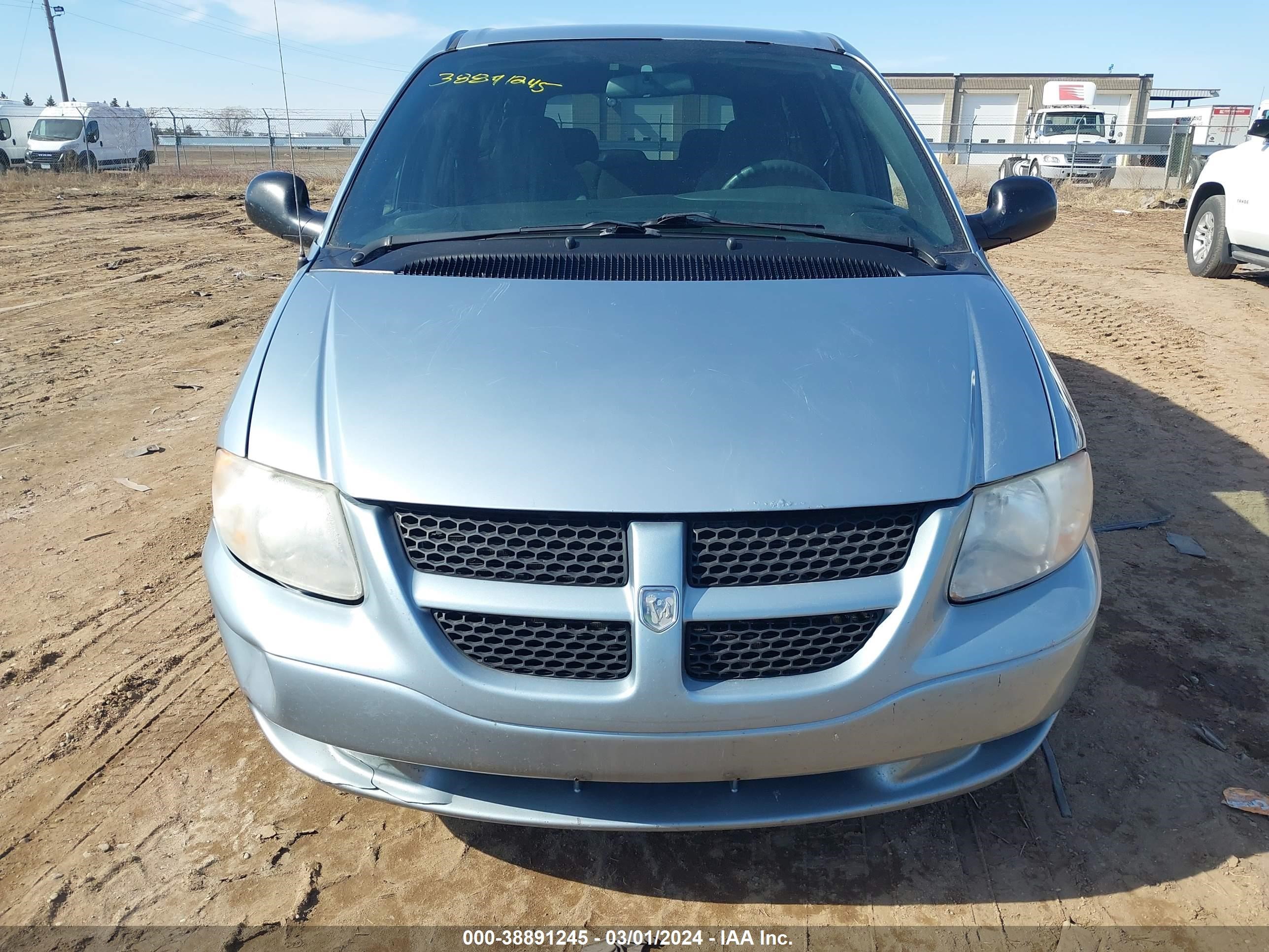 Photo 11 VIN: 1D4GP24R34B513335 - DODGE CARAVAN 