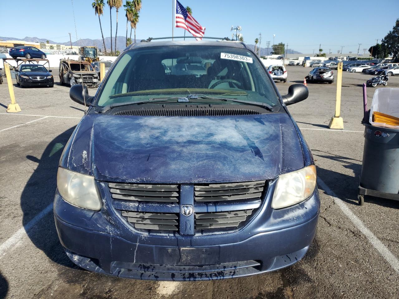 Photo 4 VIN: 1D4GP24R35B341342 - DODGE CARAVAN 