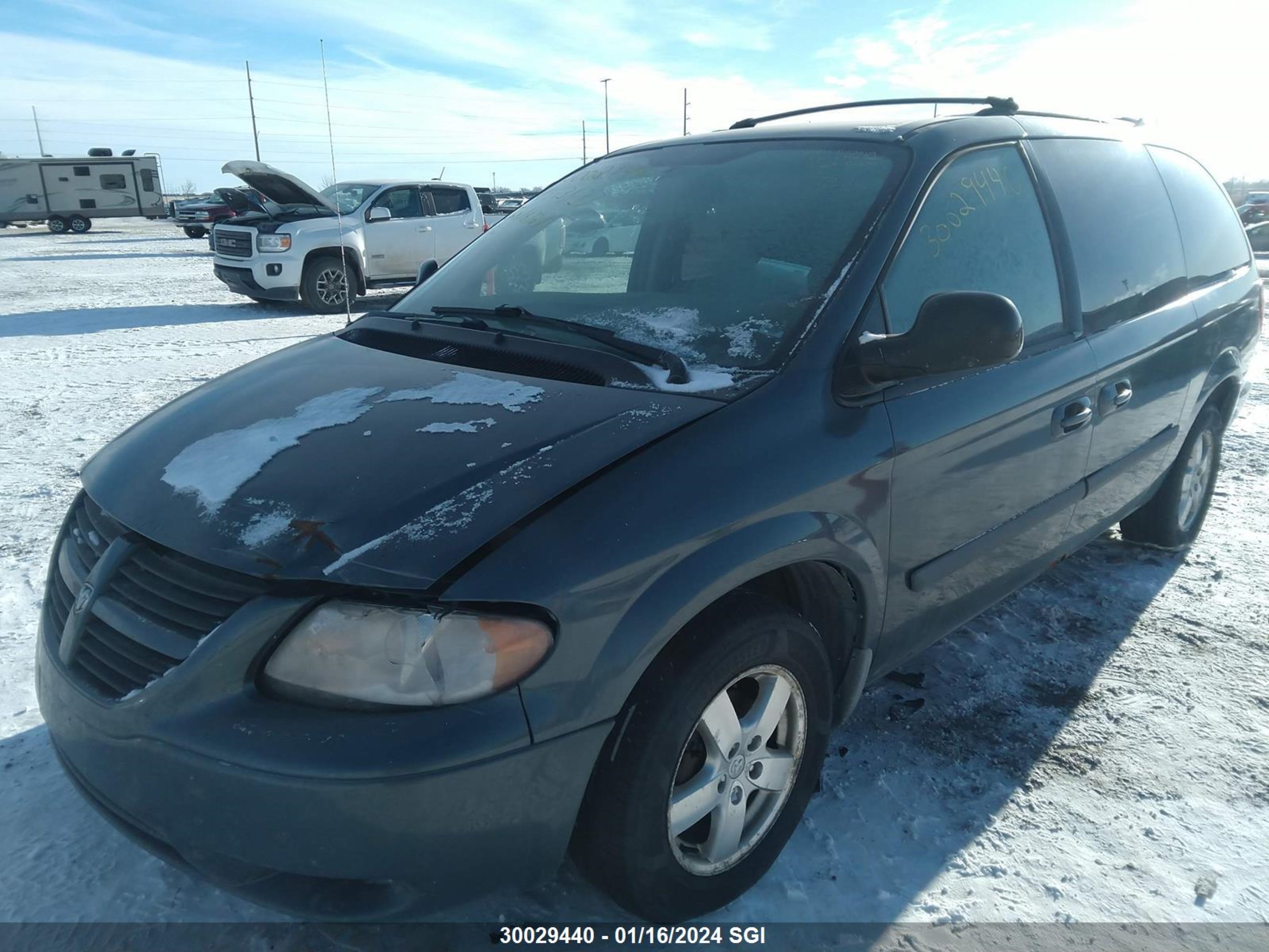 Photo 1 VIN: 1D4GP24R37B143637 - DODGE CARAVAN 