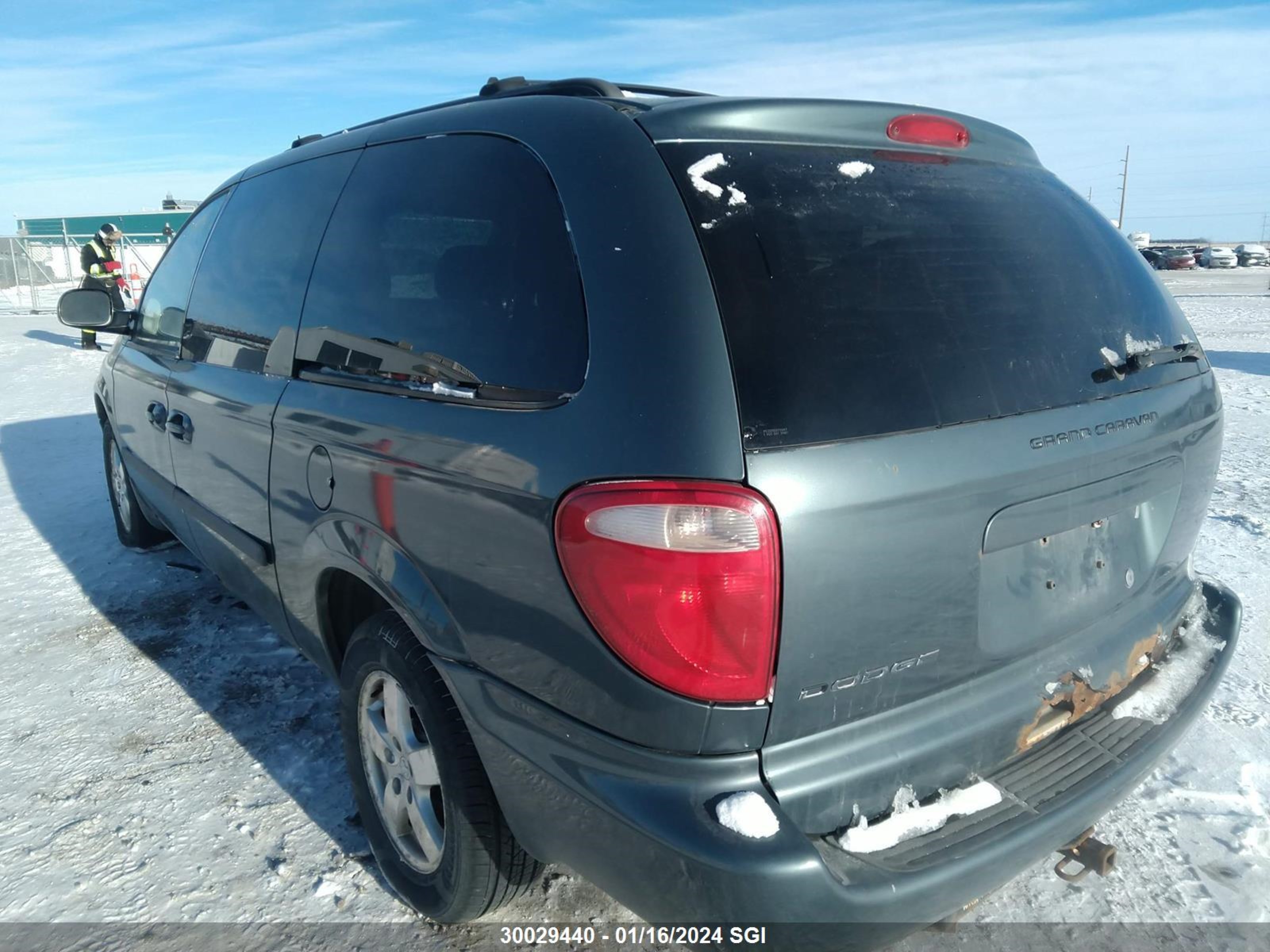 Photo 2 VIN: 1D4GP24R37B143637 - DODGE CARAVAN 