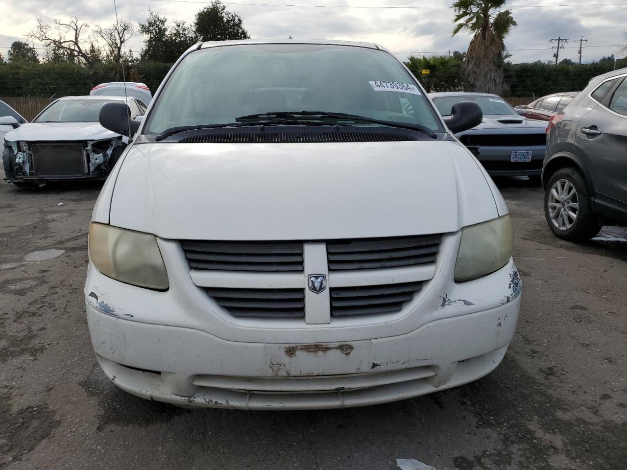 Photo 4 VIN: 1D4GP24R45B274122 - DODGE CARAVAN 