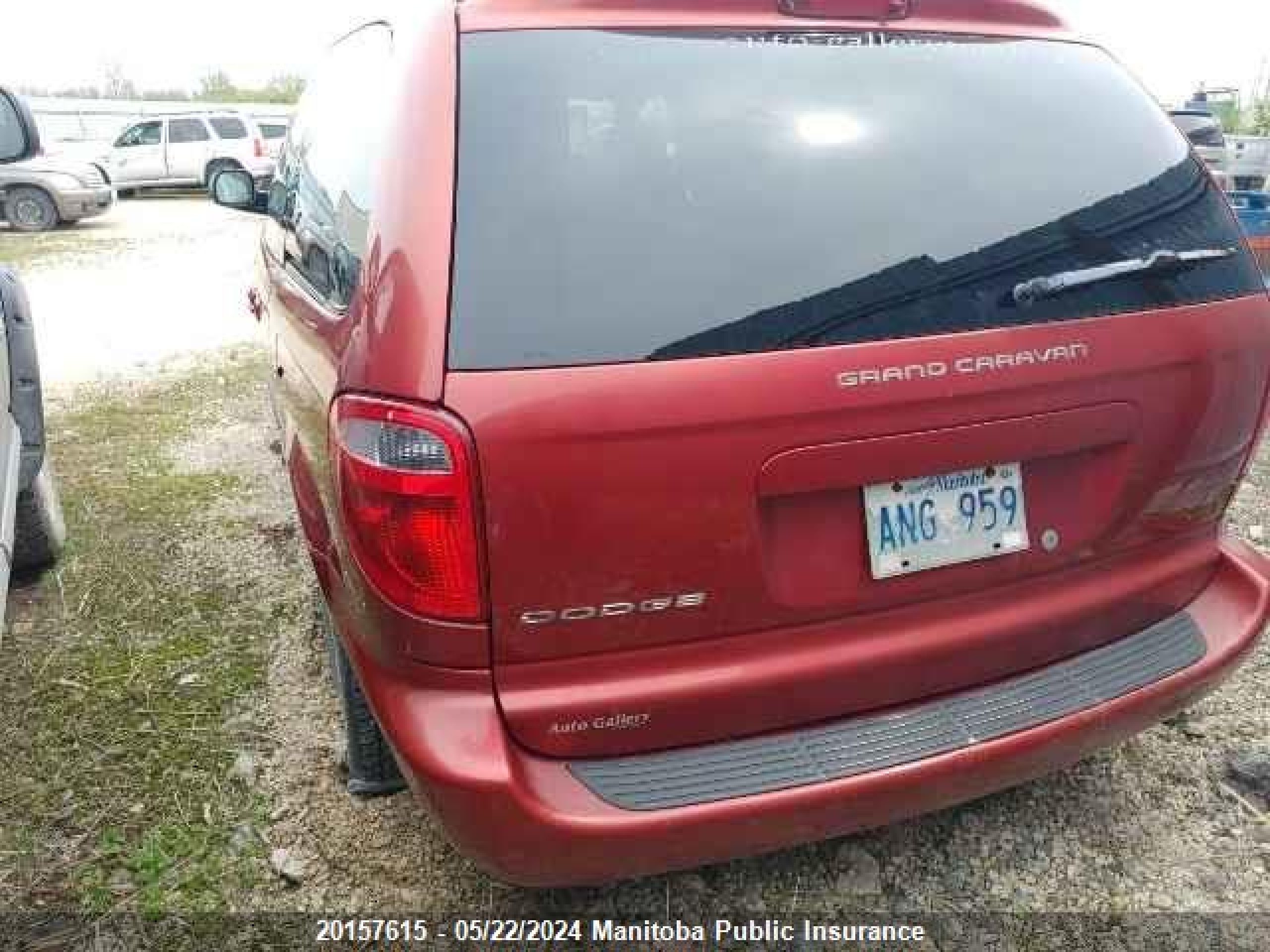 Photo 2 VIN: 1D4GP24R55B133219 - DODGE CARAVAN 