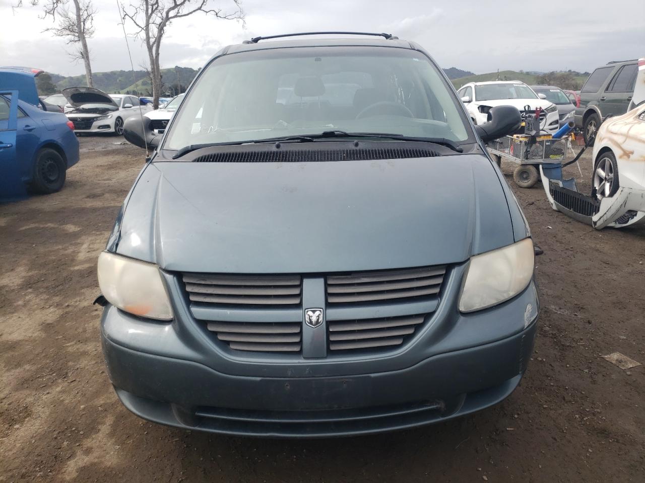 Photo 4 VIN: 1D4GP24R57B257574 - DODGE CARAVAN 