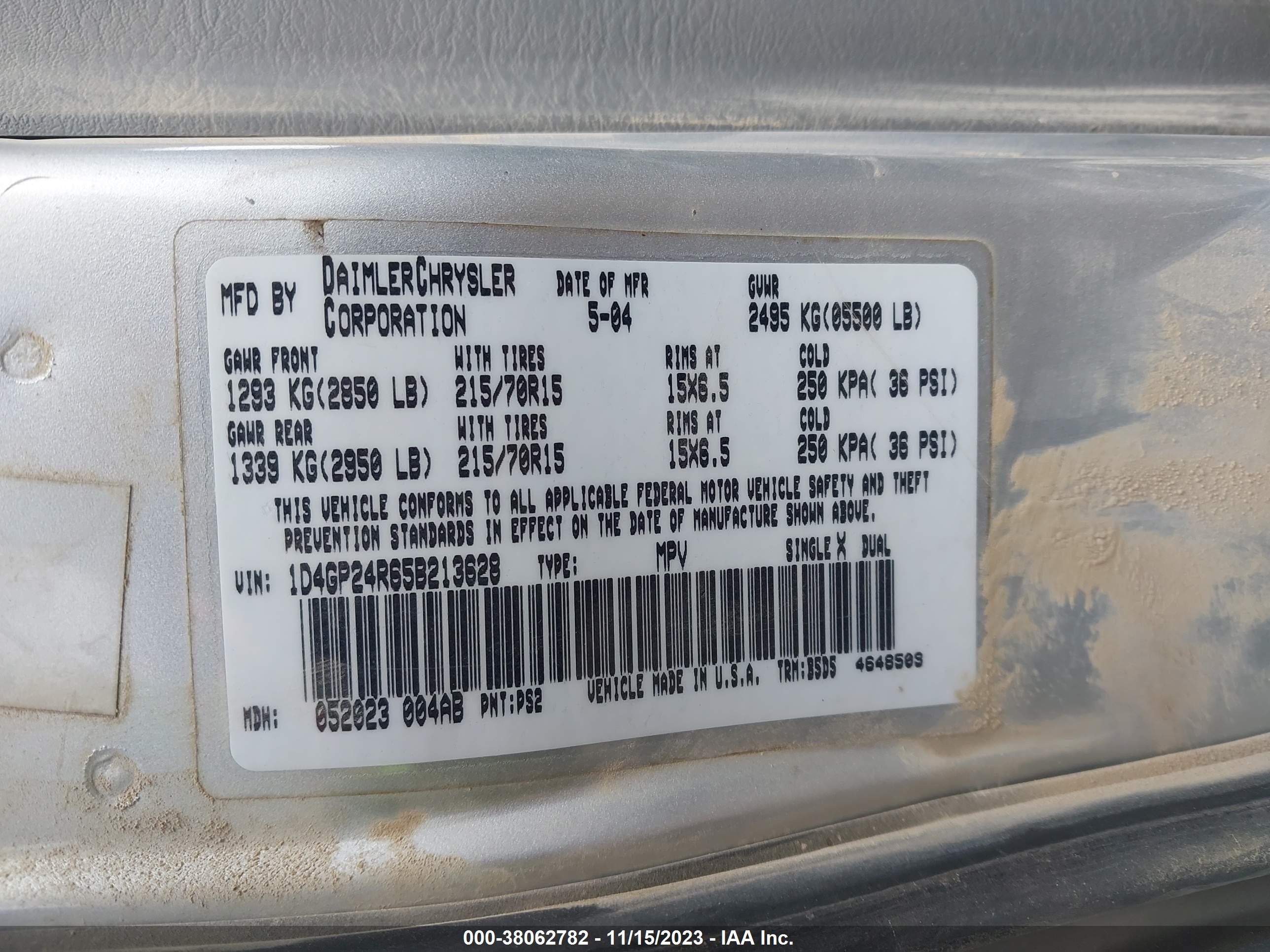 Photo 8 VIN: 1D4GP24R65B213628 - DODGE CARAVAN 