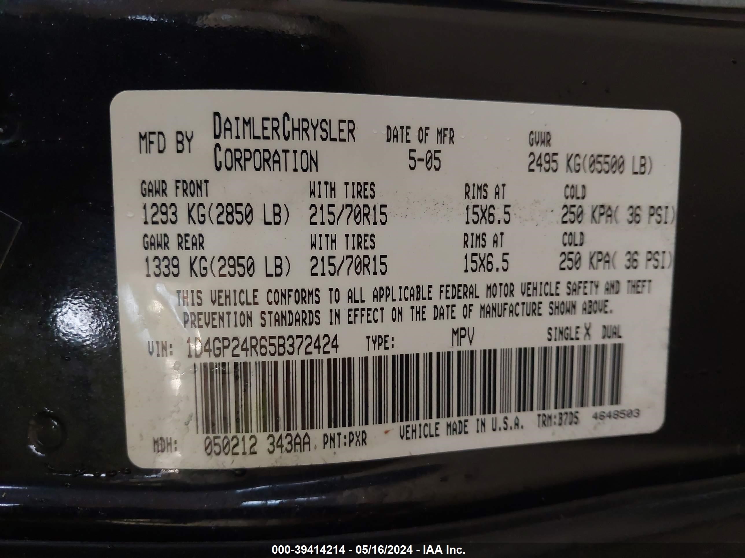 Photo 8 VIN: 1D4GP24R65B372424 - DODGE CARAVAN 