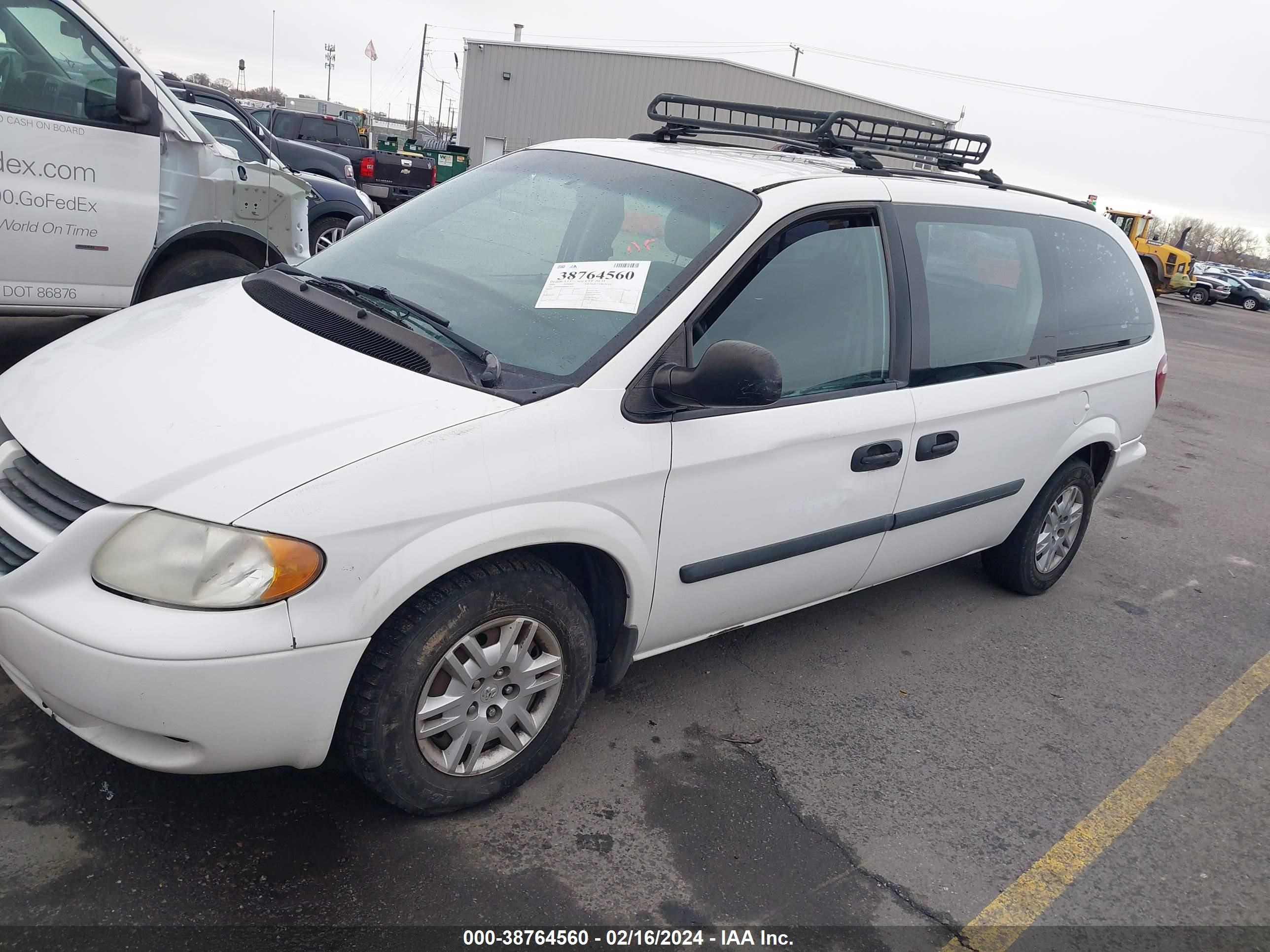 Photo 11 VIN: 1D4GP24R66B557414 - DODGE CARAVAN 