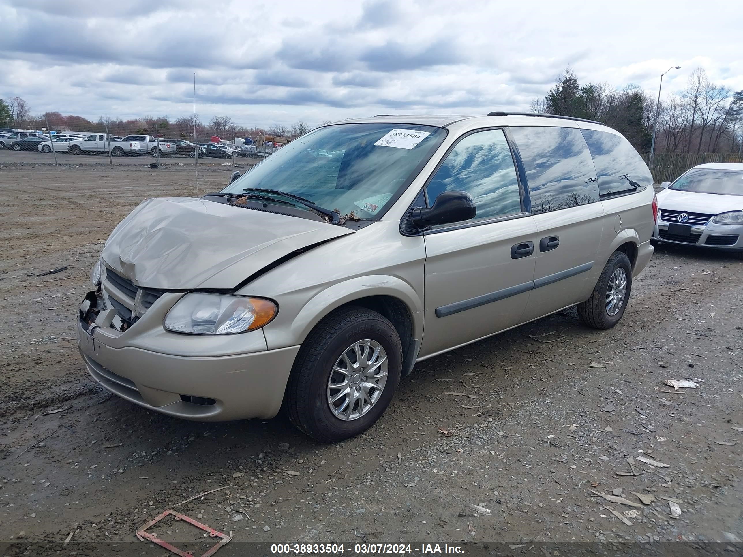 Photo 1 VIN: 1D4GP24R66B642222 - DODGE CARAVAN 