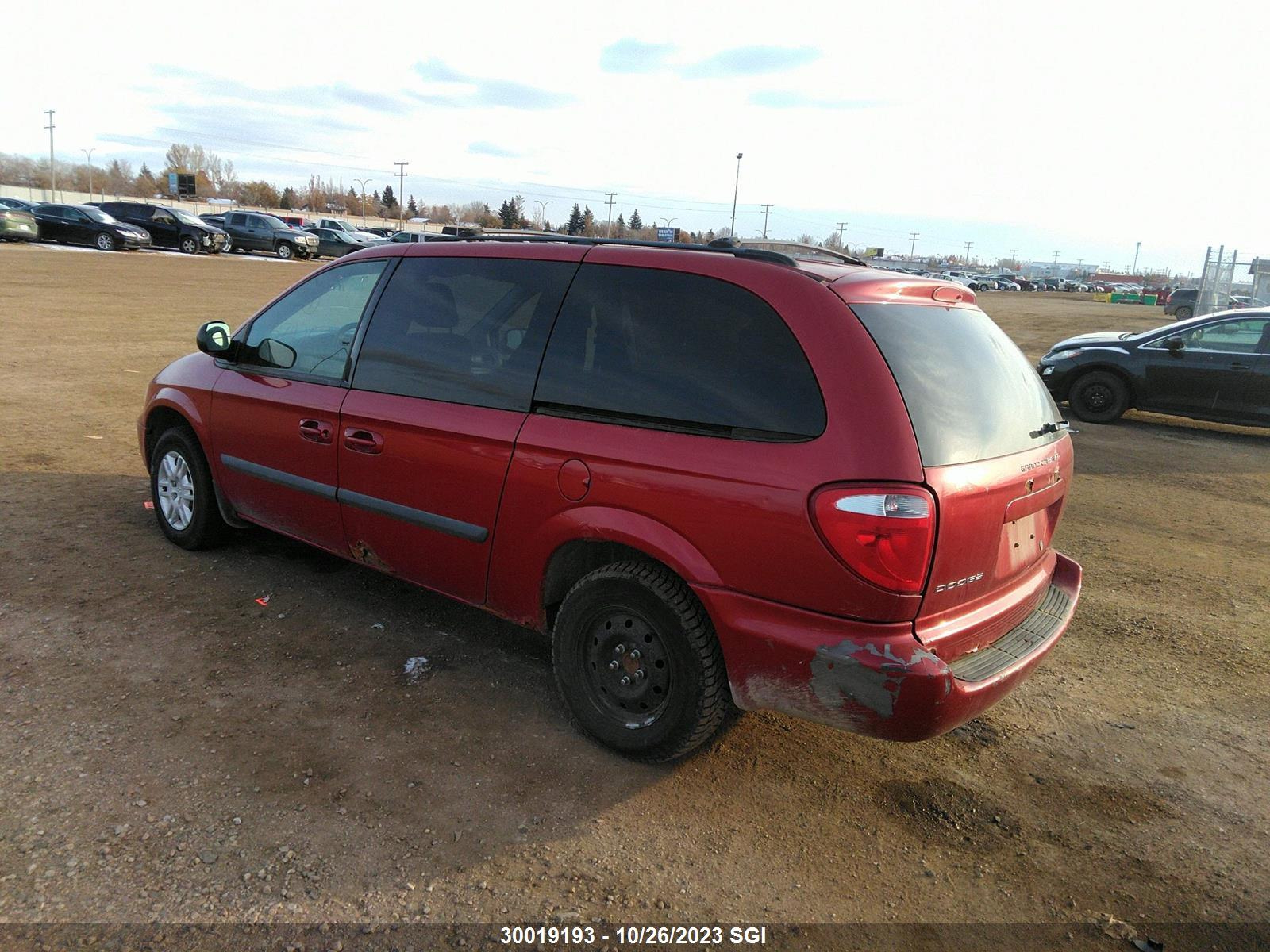 Photo 2 VIN: 1D4GP24R97B235383 - DODGE CARAVAN 