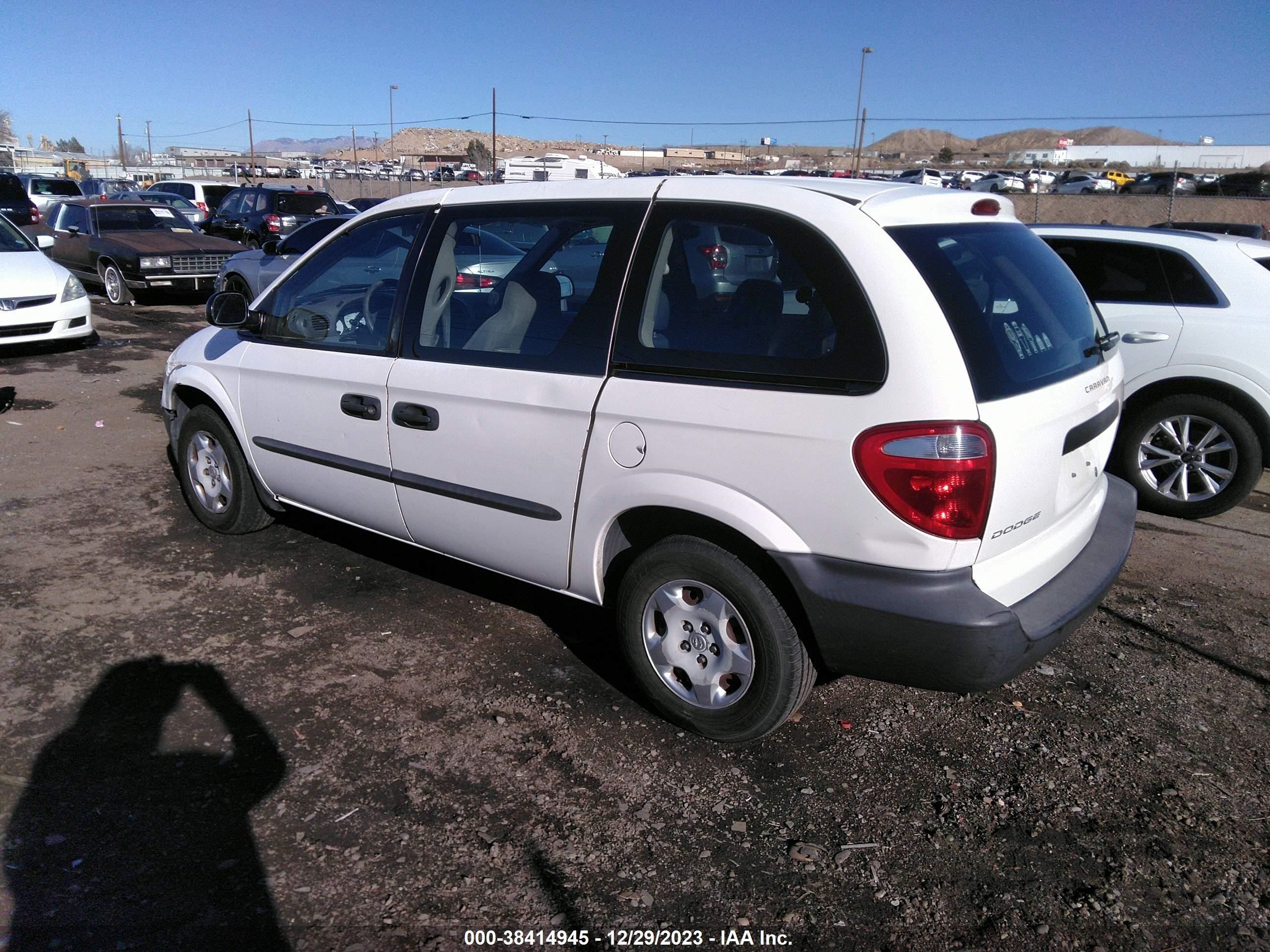 Photo 2 VIN: 1D4GP25343B171418 - DODGE CARAVAN 