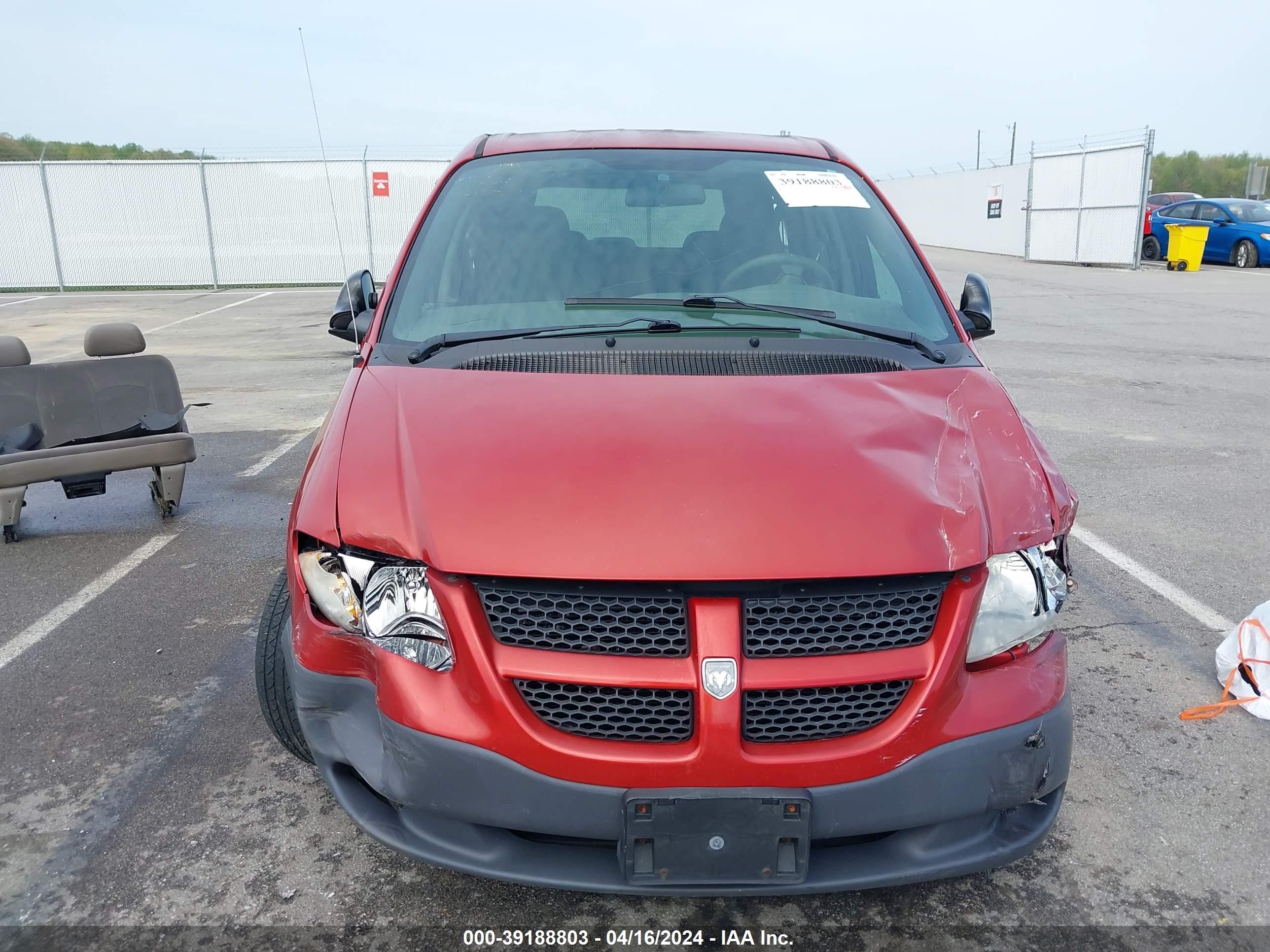 Photo 12 VIN: 1D4GP25383B123128 - DODGE CARAVAN 