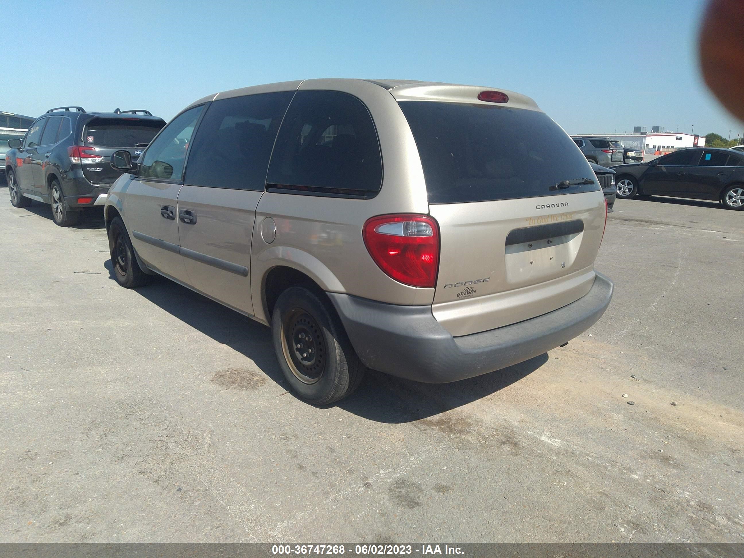 Photo 2 VIN: 1D4GP25B06B561170 - DODGE CARAVAN 