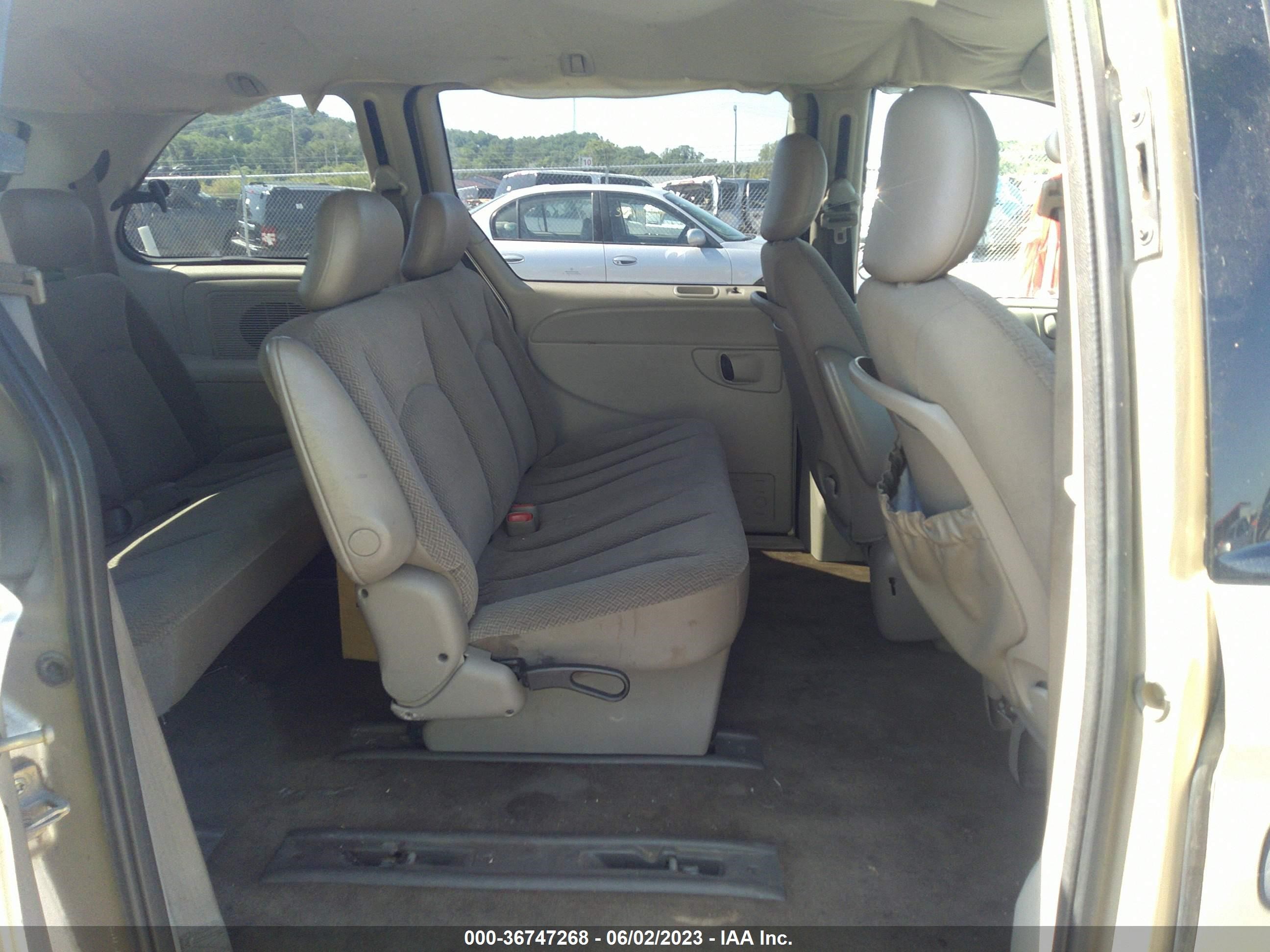 Photo 7 VIN: 1D4GP25B06B561170 - DODGE CARAVAN 