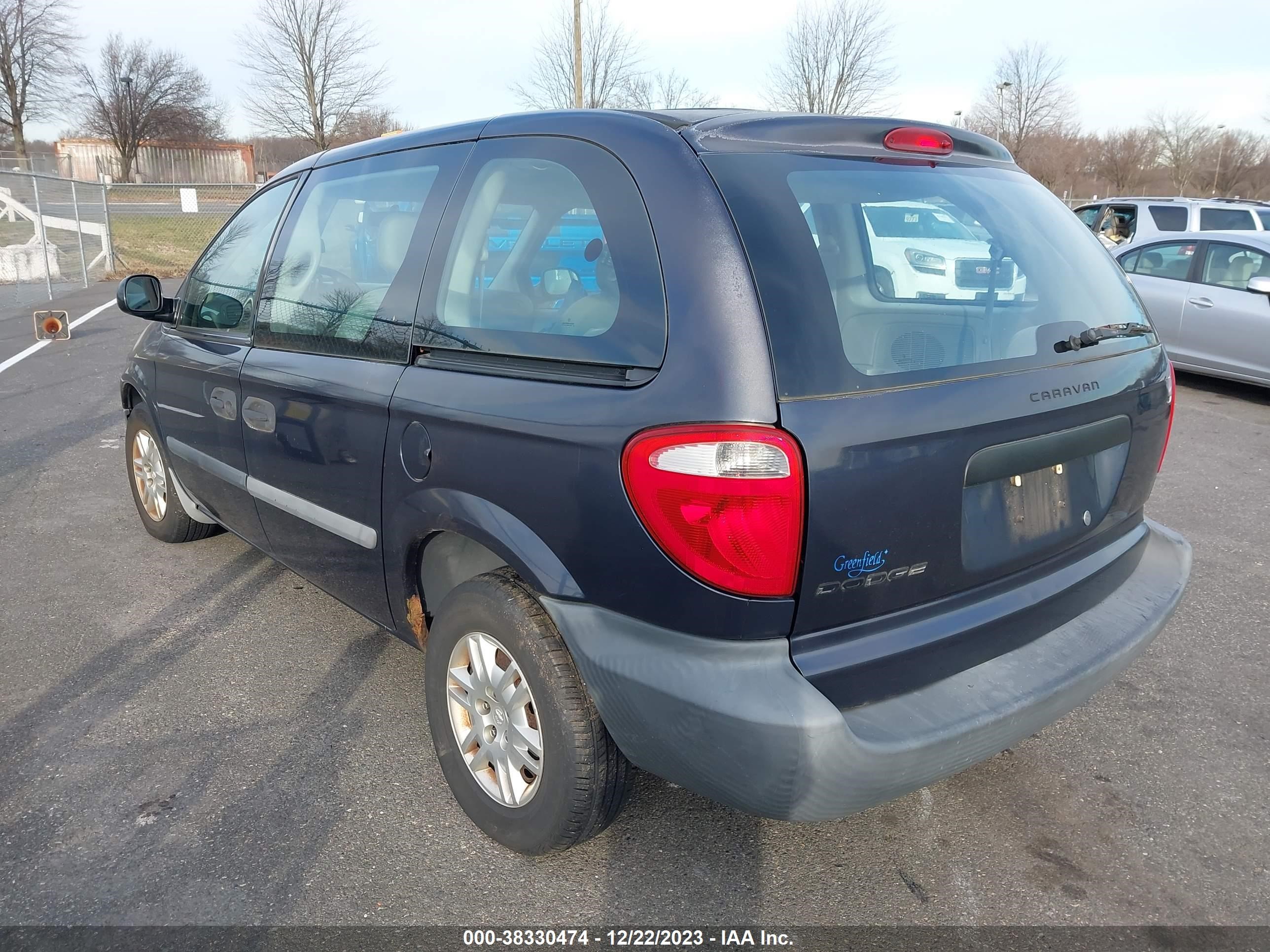 Photo 2 VIN: 1D4GP25B67B154164 - DODGE CARAVAN 