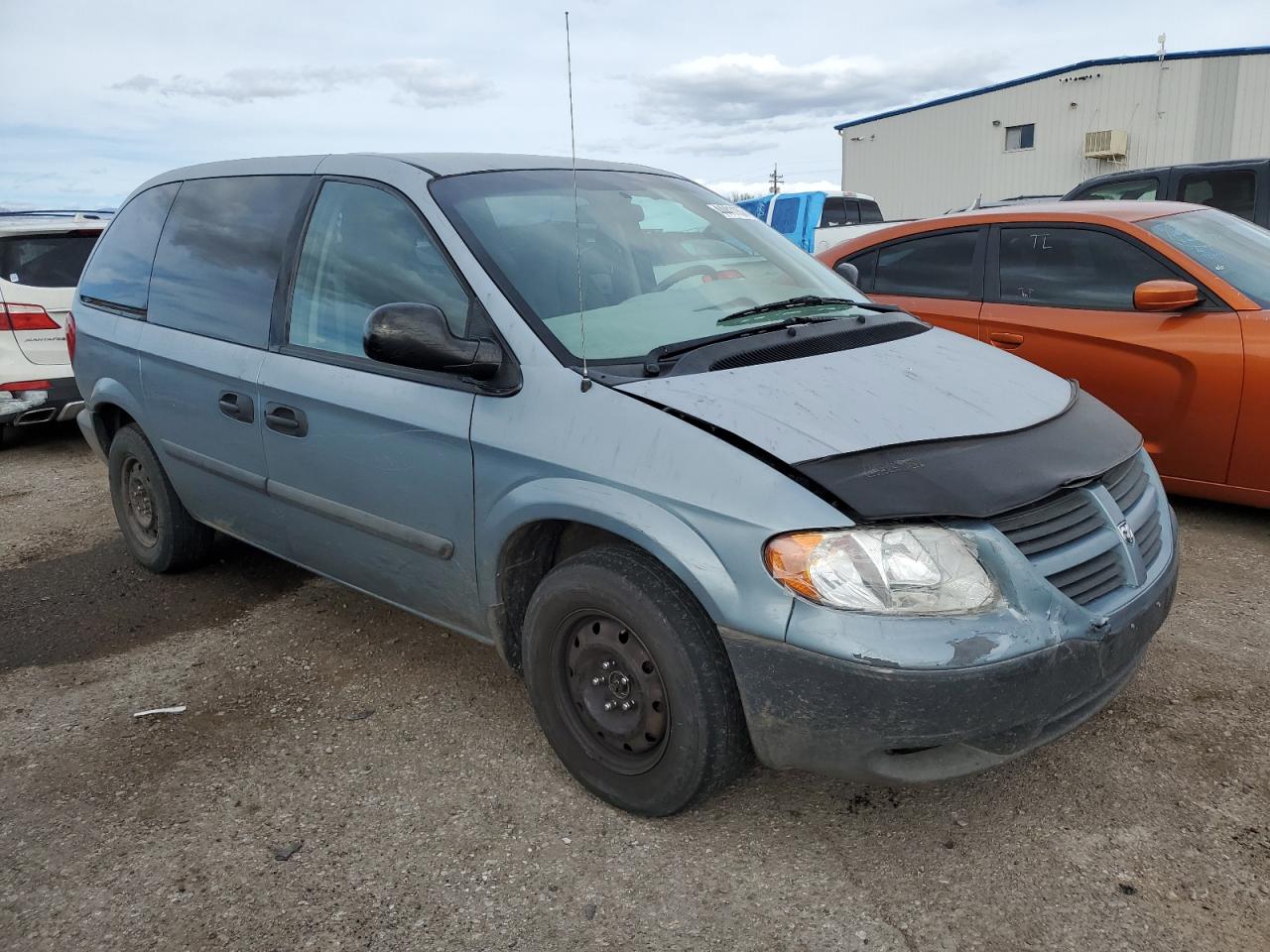 Photo 3 VIN: 1D4GP25E15B237413 - DODGE CARAVAN 