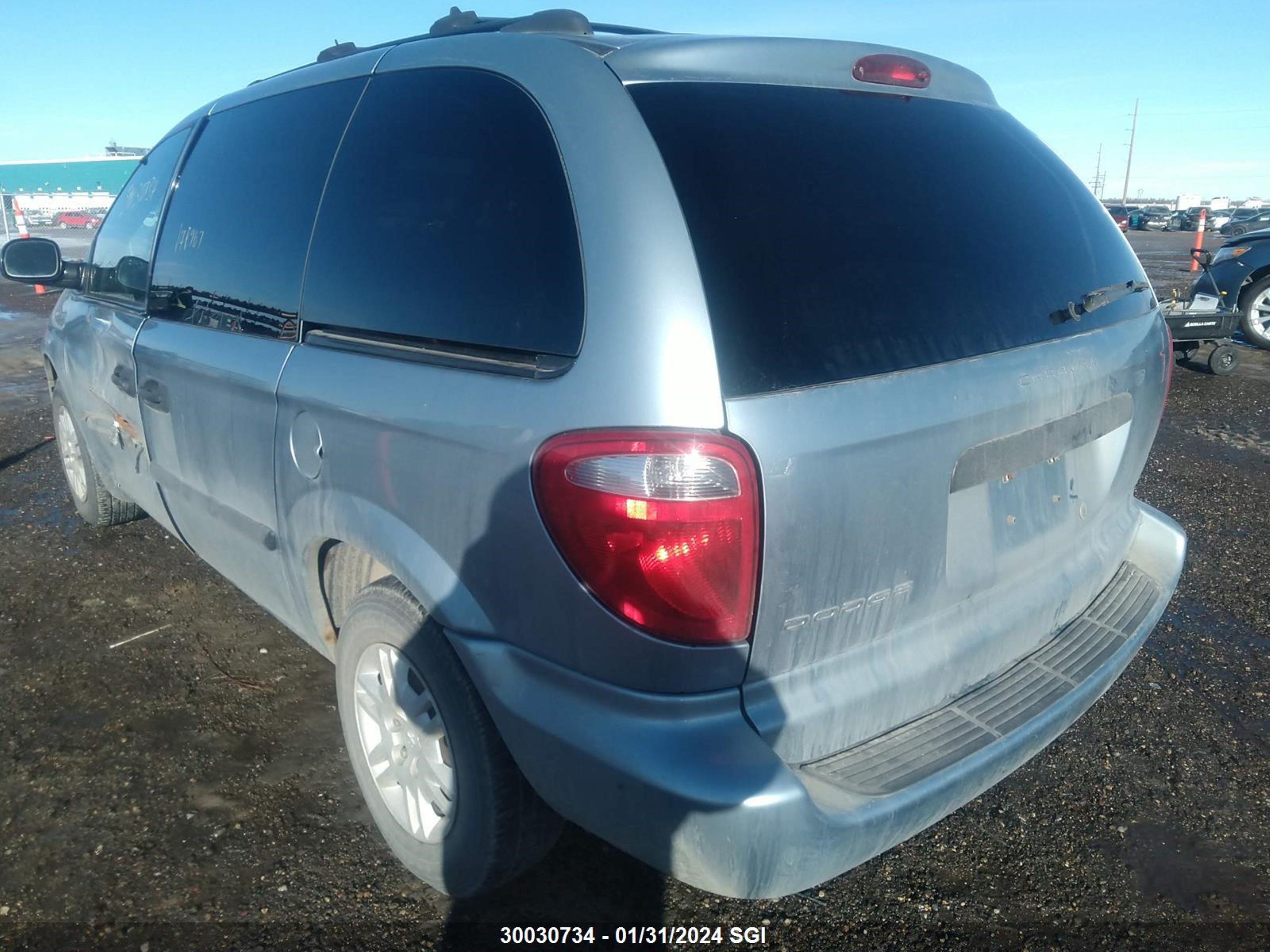 Photo 2 VIN: 1D4GP25R05B172623 - DODGE CARAVAN 