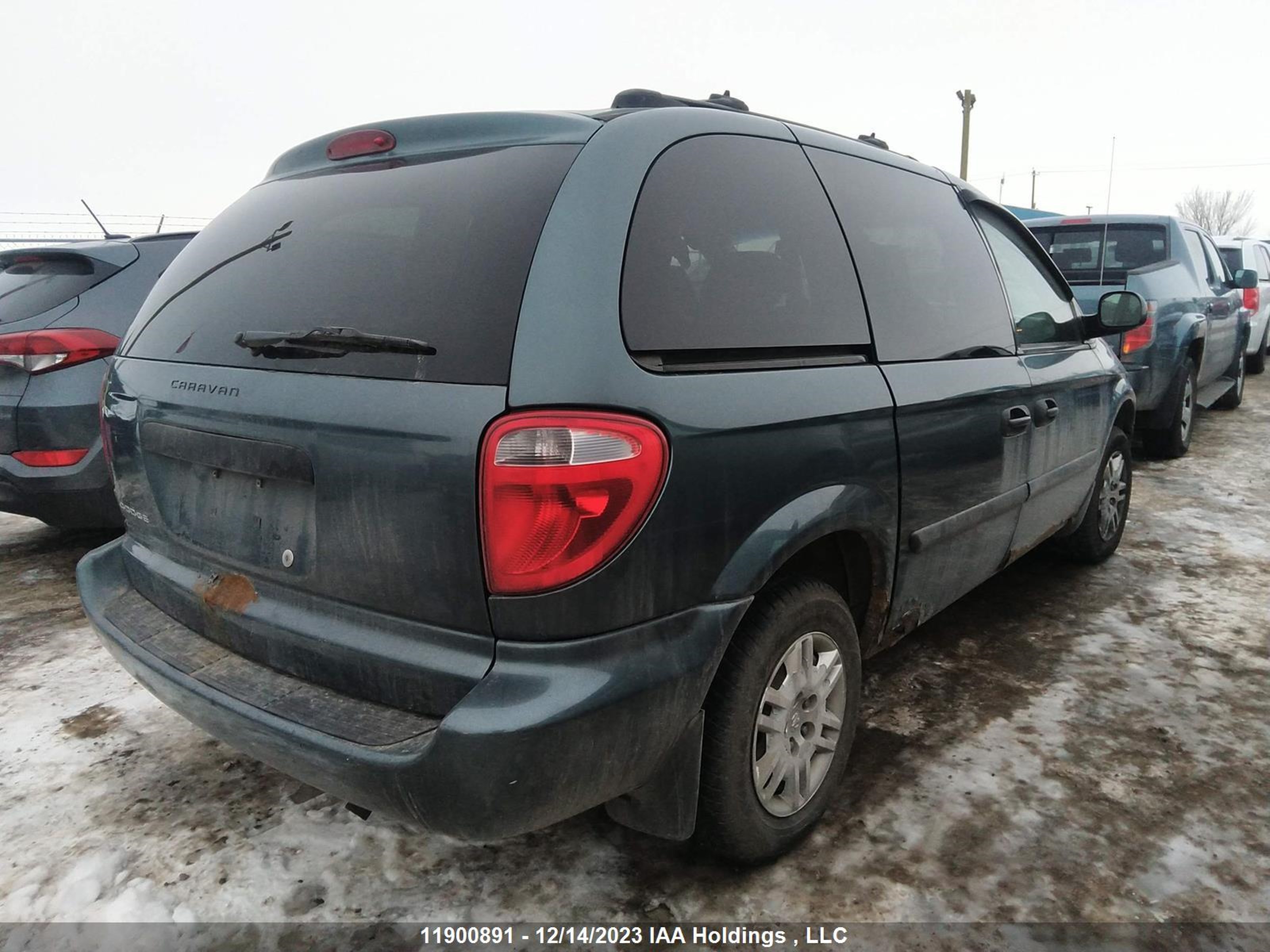 Photo 3 VIN: 1D4GP25R25B299941 - DODGE CARAVAN 