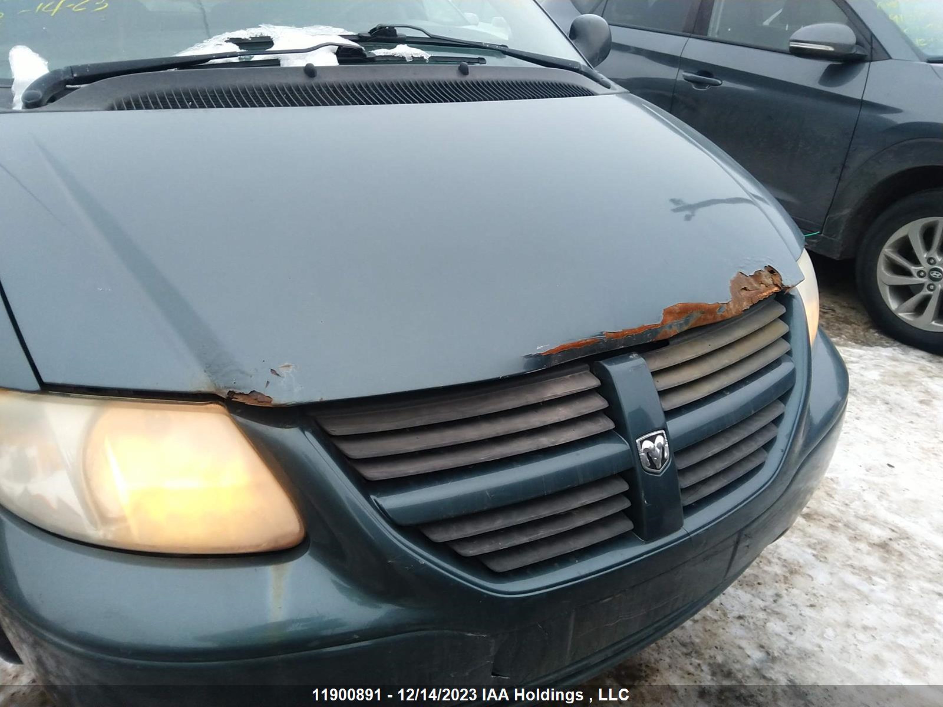 Photo 5 VIN: 1D4GP25R25B299941 - DODGE CARAVAN 