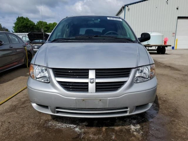 Photo 4 VIN: 1D4GP25R77B115810 - DODGE CARAVAN SE 