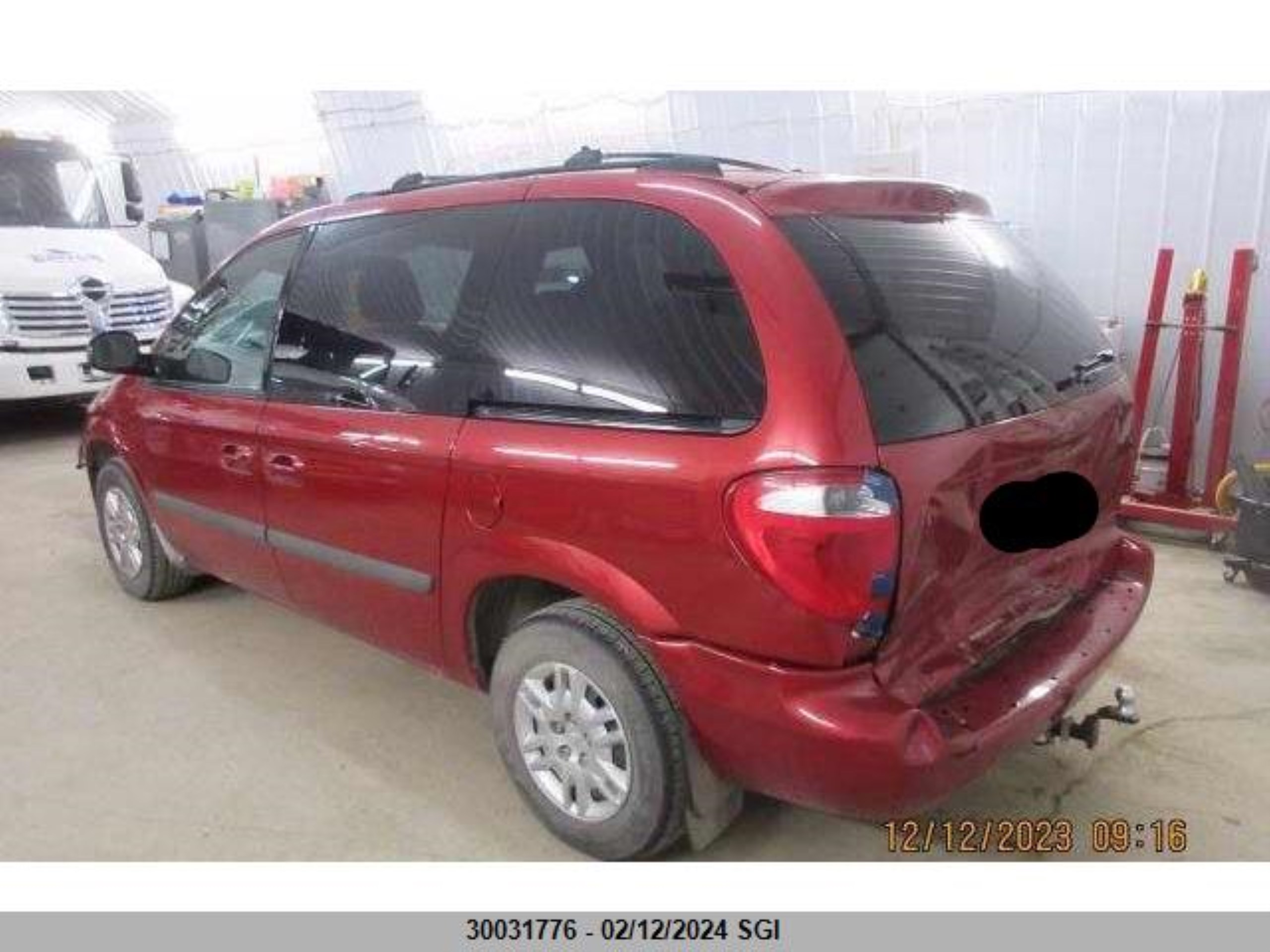 Photo 2 VIN: 1D4GP25R96B513678 - DODGE CARAVAN 