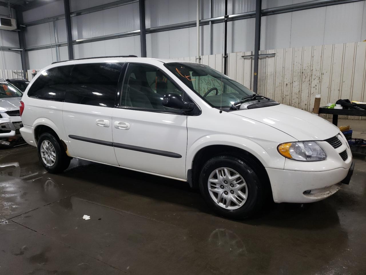 Photo 3 VIN: 1D4GP44313B304164 - DODGE CARAVAN 