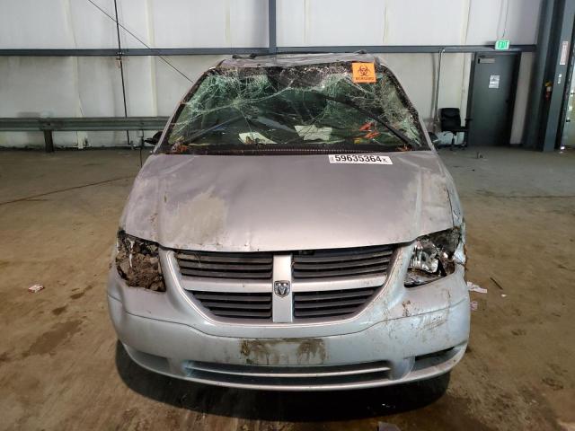 Photo 4 VIN: 1D4GP45R15B436959 - DODGE CARAVAN SX 