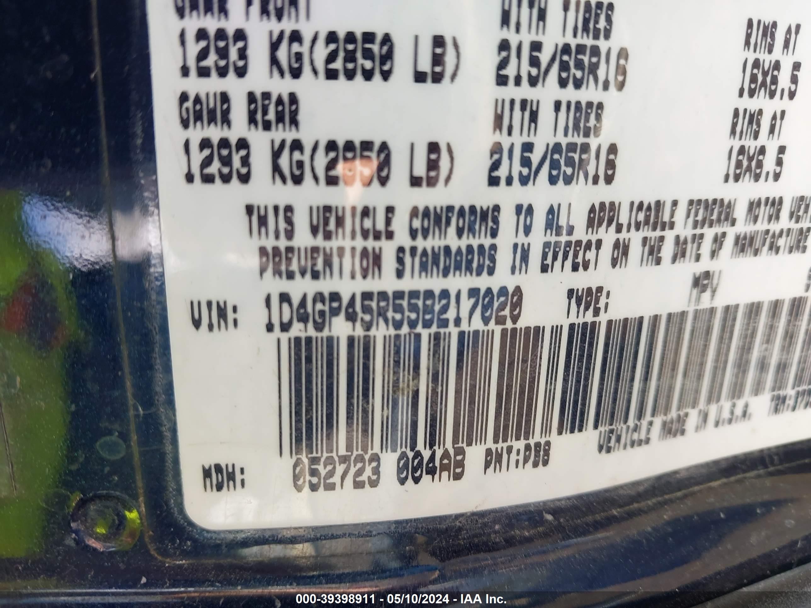 Photo 8 VIN: 1D4GP45R55B217020 - DODGE CARAVAN 