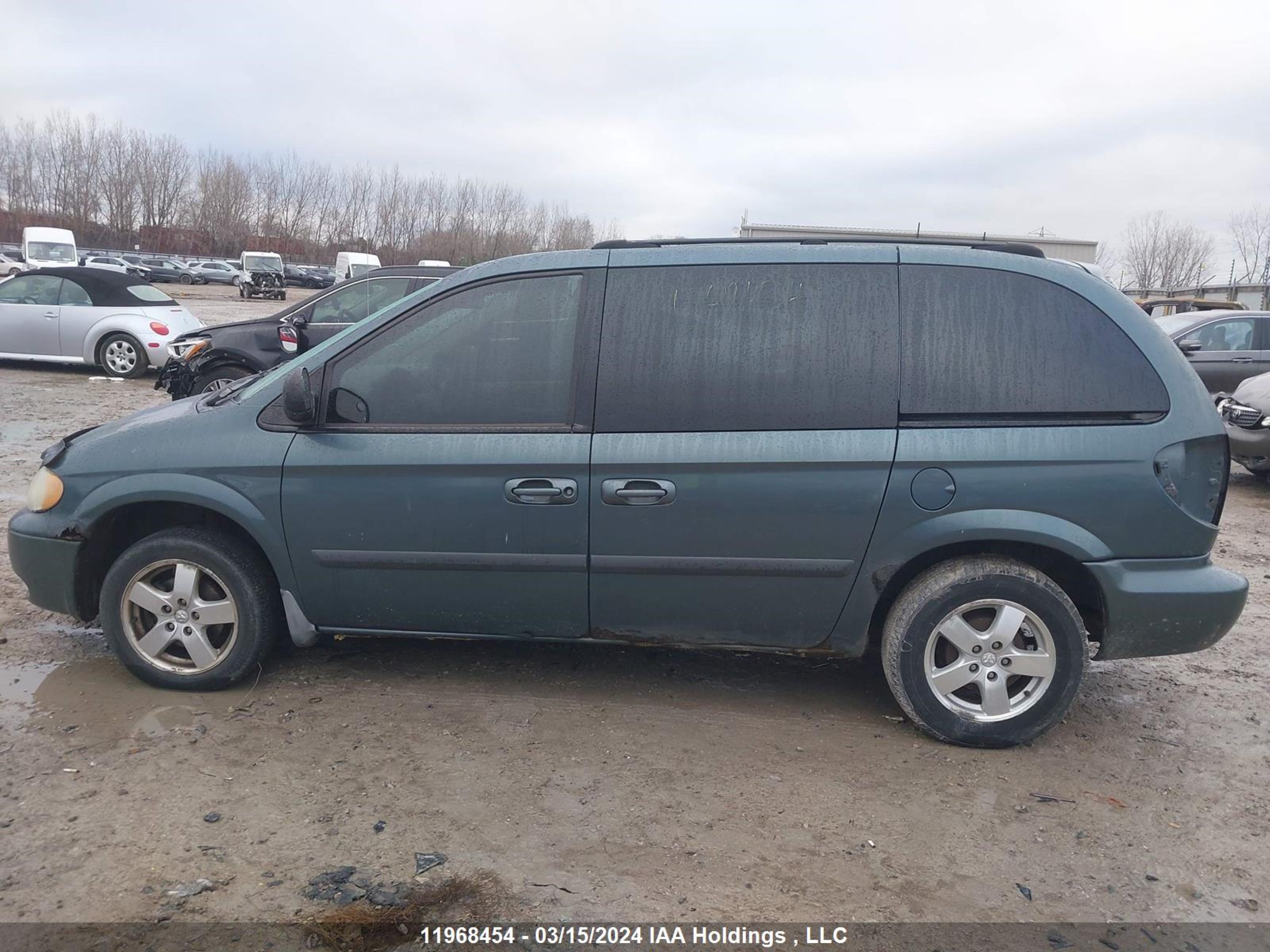 Photo 14 VIN: 1D4GP45R76B520396 - DODGE CARAVAN 