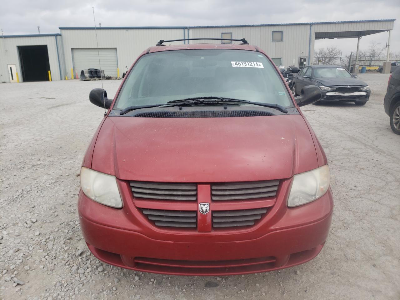 Photo 4 VIN: 1D4GP45R85B312204 - DODGE CARAVAN 