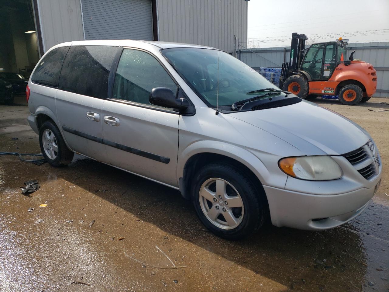 Photo 3 VIN: 1D4GP45R96B500098 - DODGE CARAVAN 