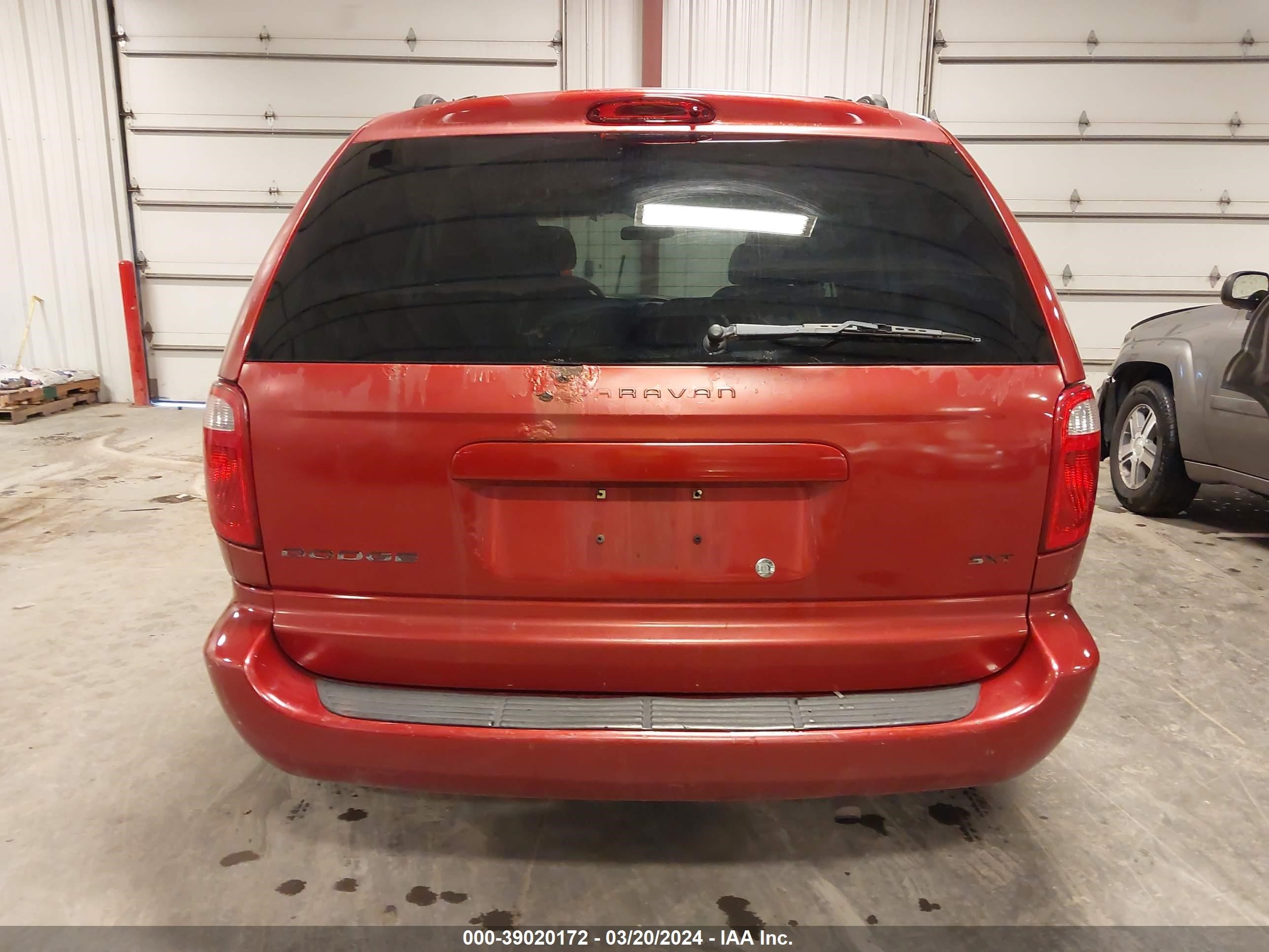 Photo 15 VIN: 1D4GP45R96B657467 - DODGE CARAVAN 