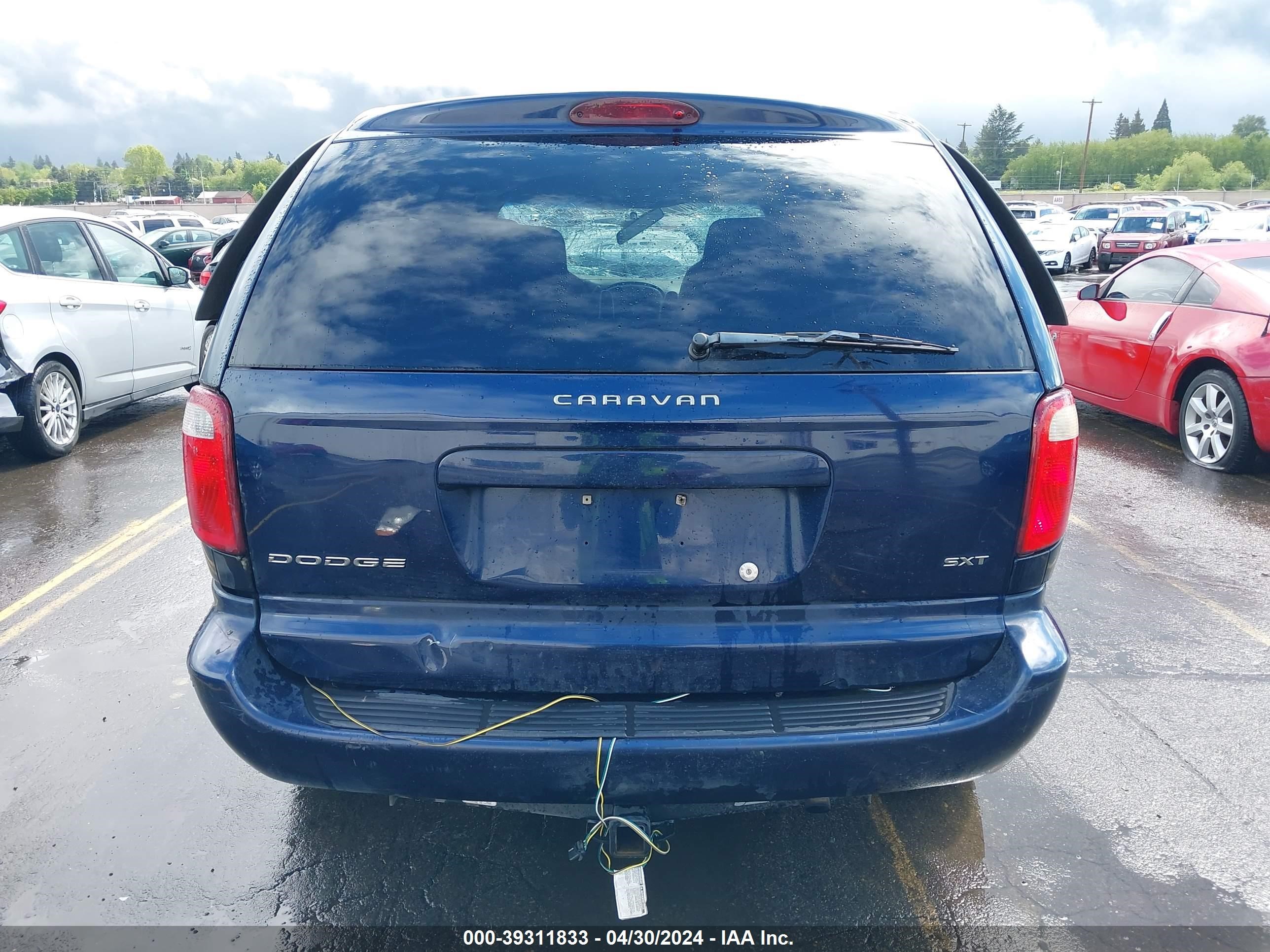 Photo 16 VIN: 1D4GP45RX5B120508 - DODGE CARAVAN 