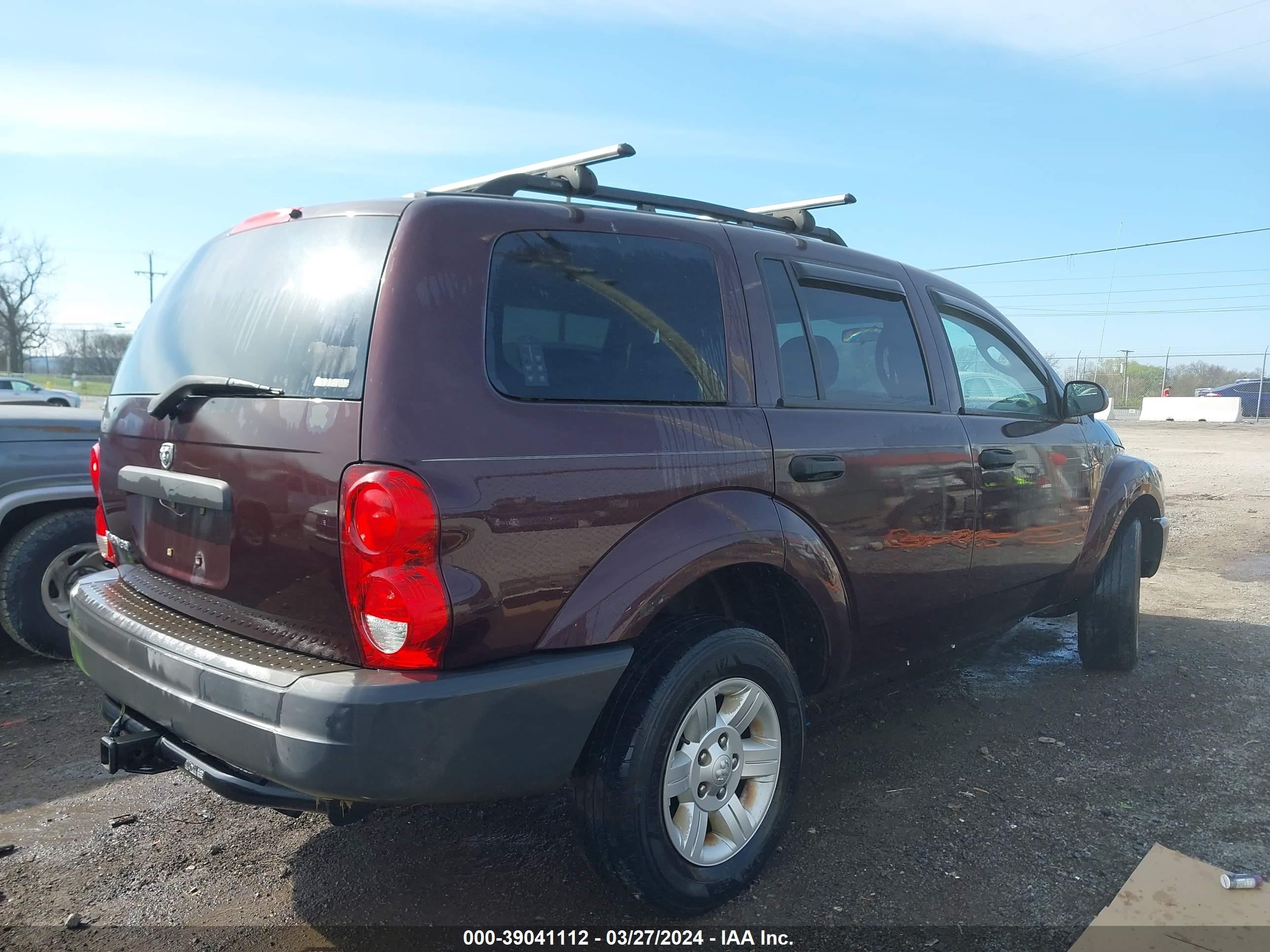 Photo 3 VIN: 1D4HB38N34F184256 - DODGE DURANGO 